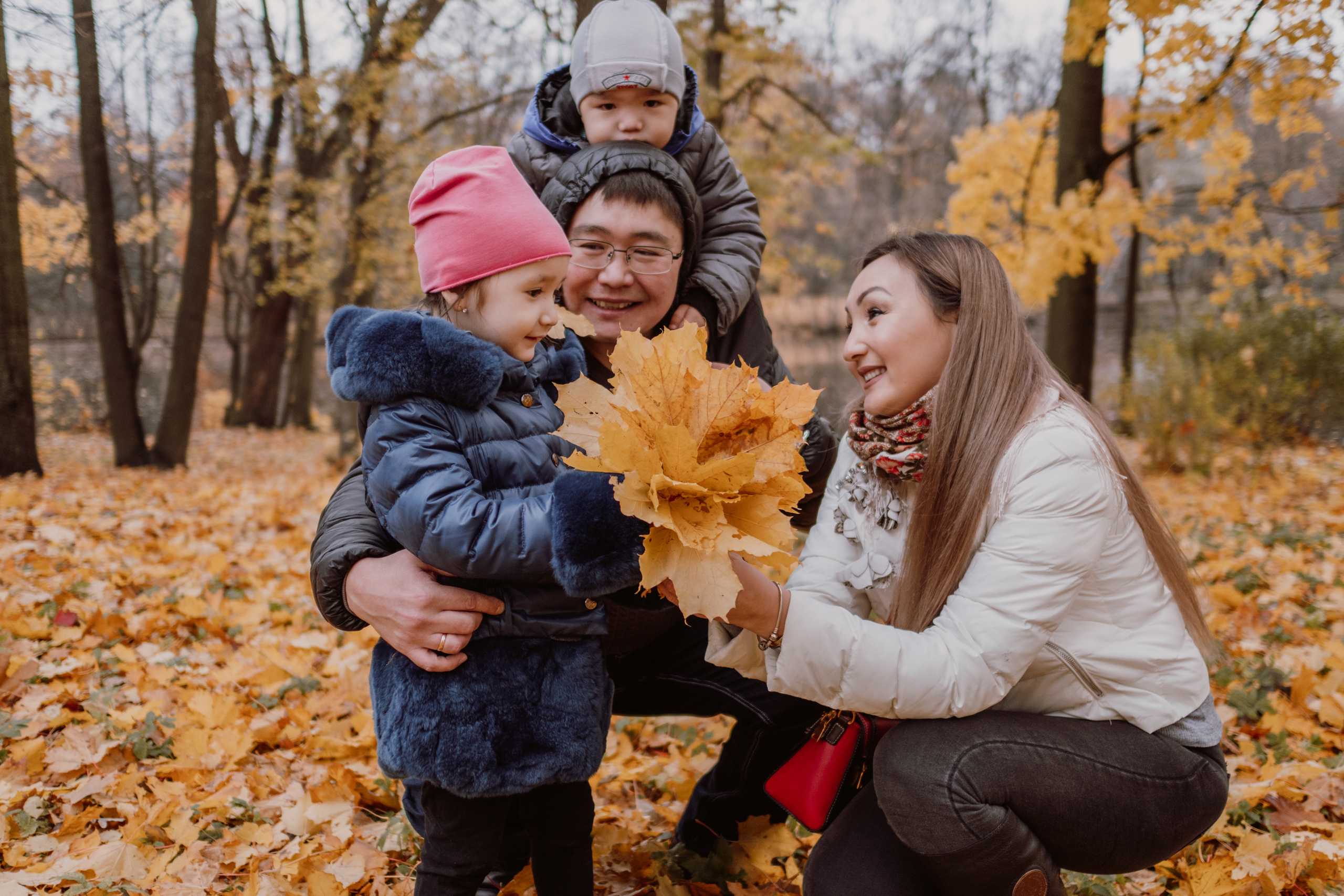 Осенняя семейная фотосессия в Санкт-Петербурге. Семейный и детский фотограф в Санкт-Петербурге Наталья Григорьева