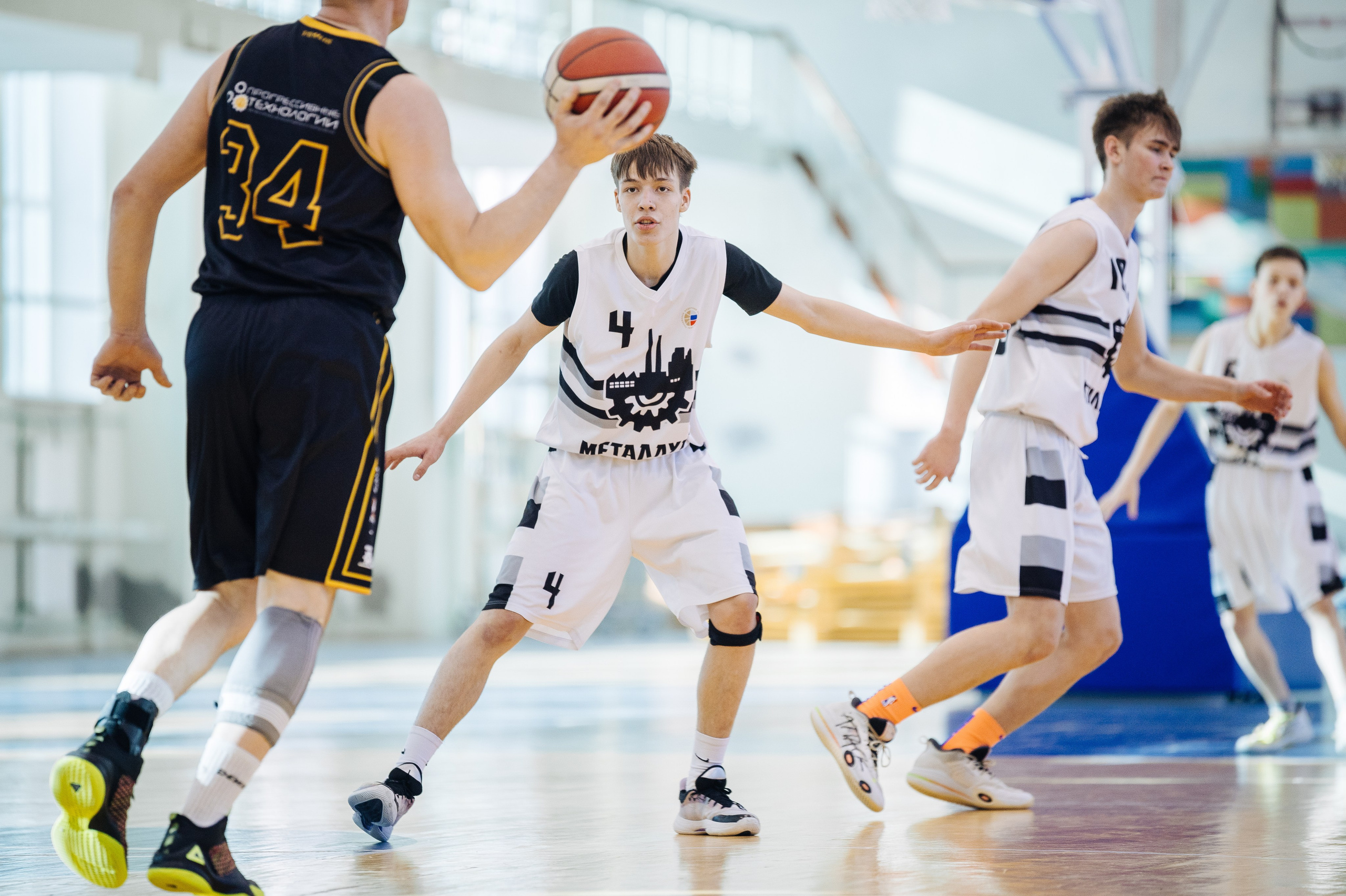 Любительский Чемпионат Магнитогорска по баскетболу // 09.02.25. Денис Прохоров Фотограф в г. Магнитогорск