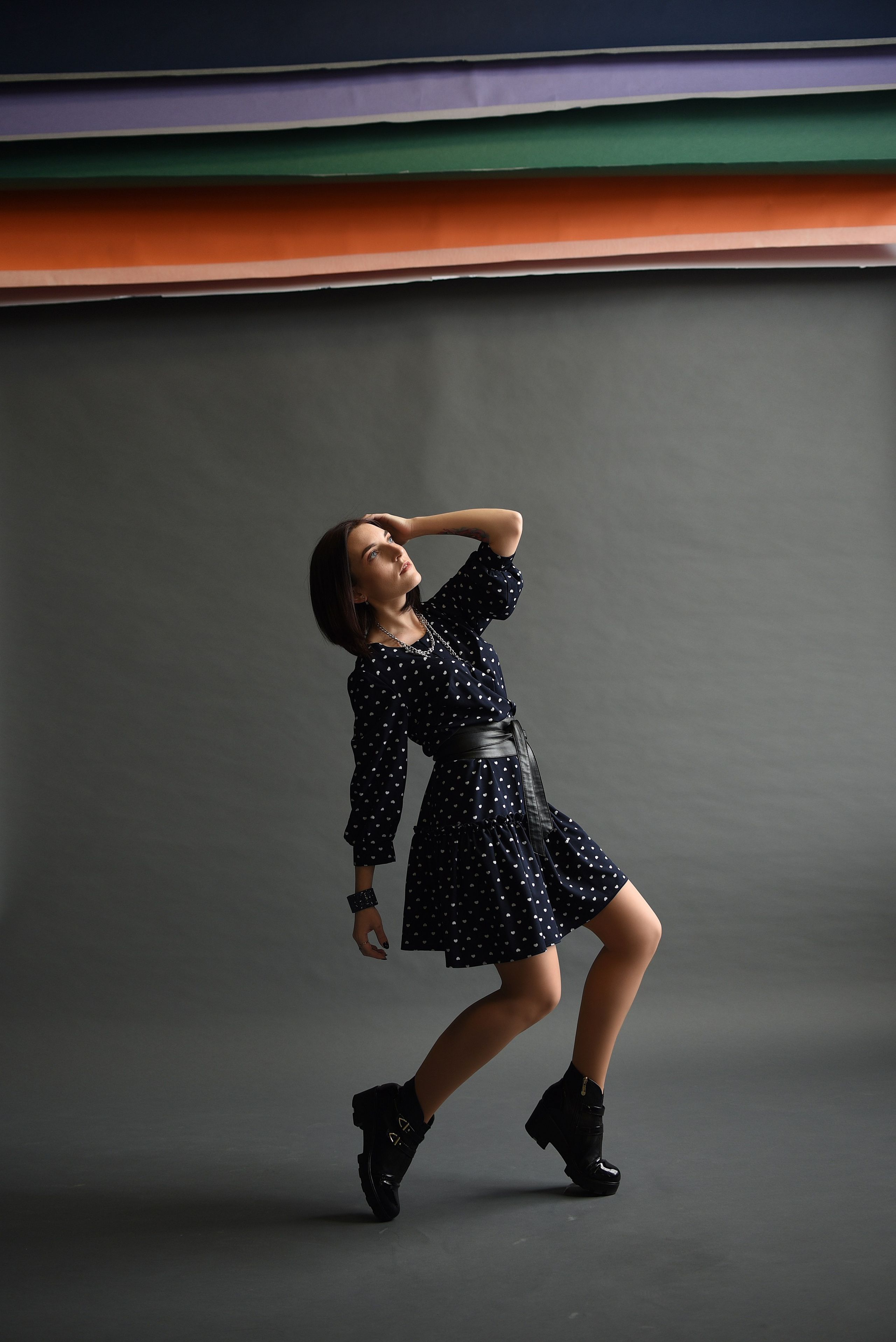 Индивидуальная студийная. Свадебный, семейный, детский, контент фотограф в Омске Максим Ильин