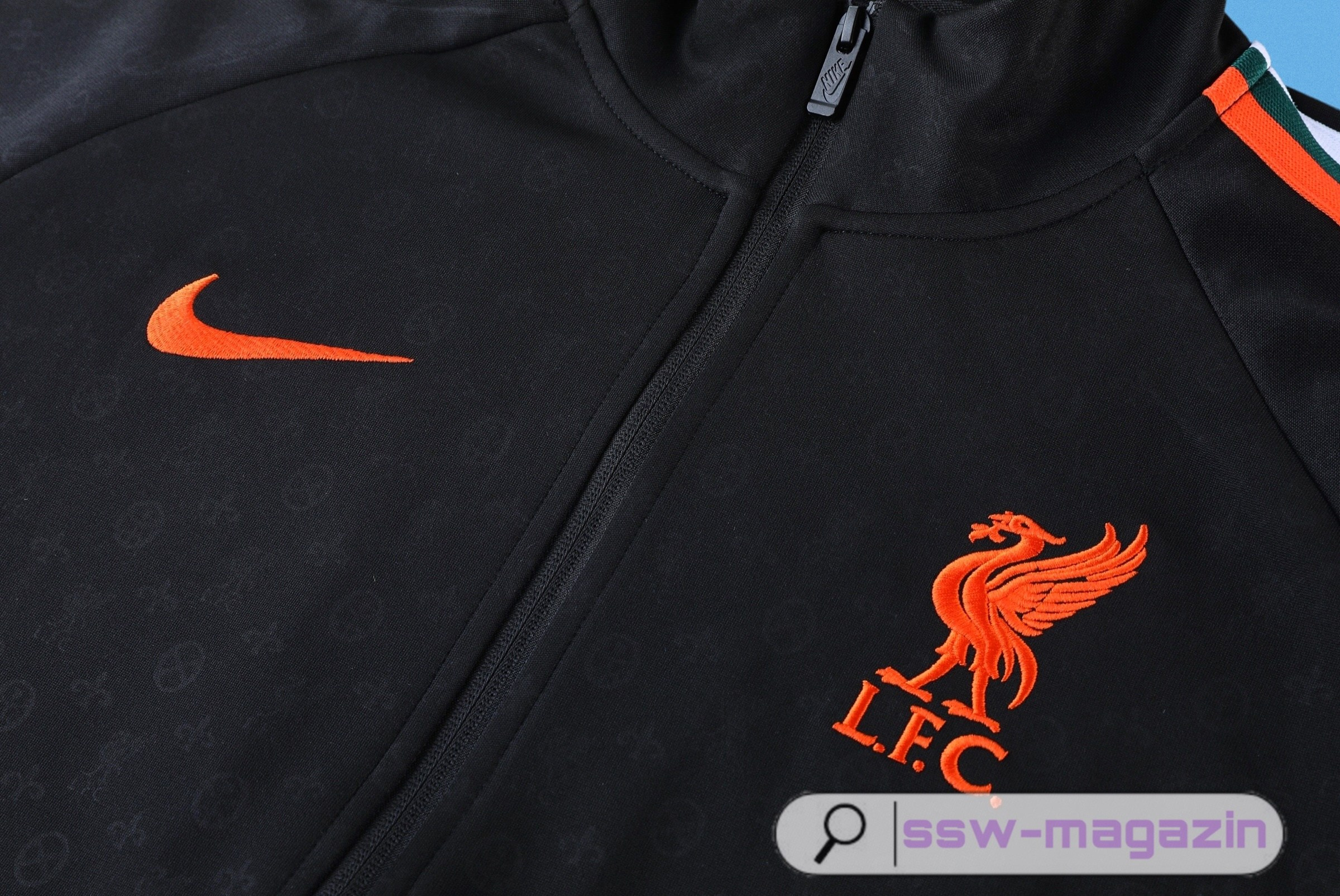 Спортивный костюм Liverpool 2025-2026 купить. Футбольный магазин — ssw_magazin