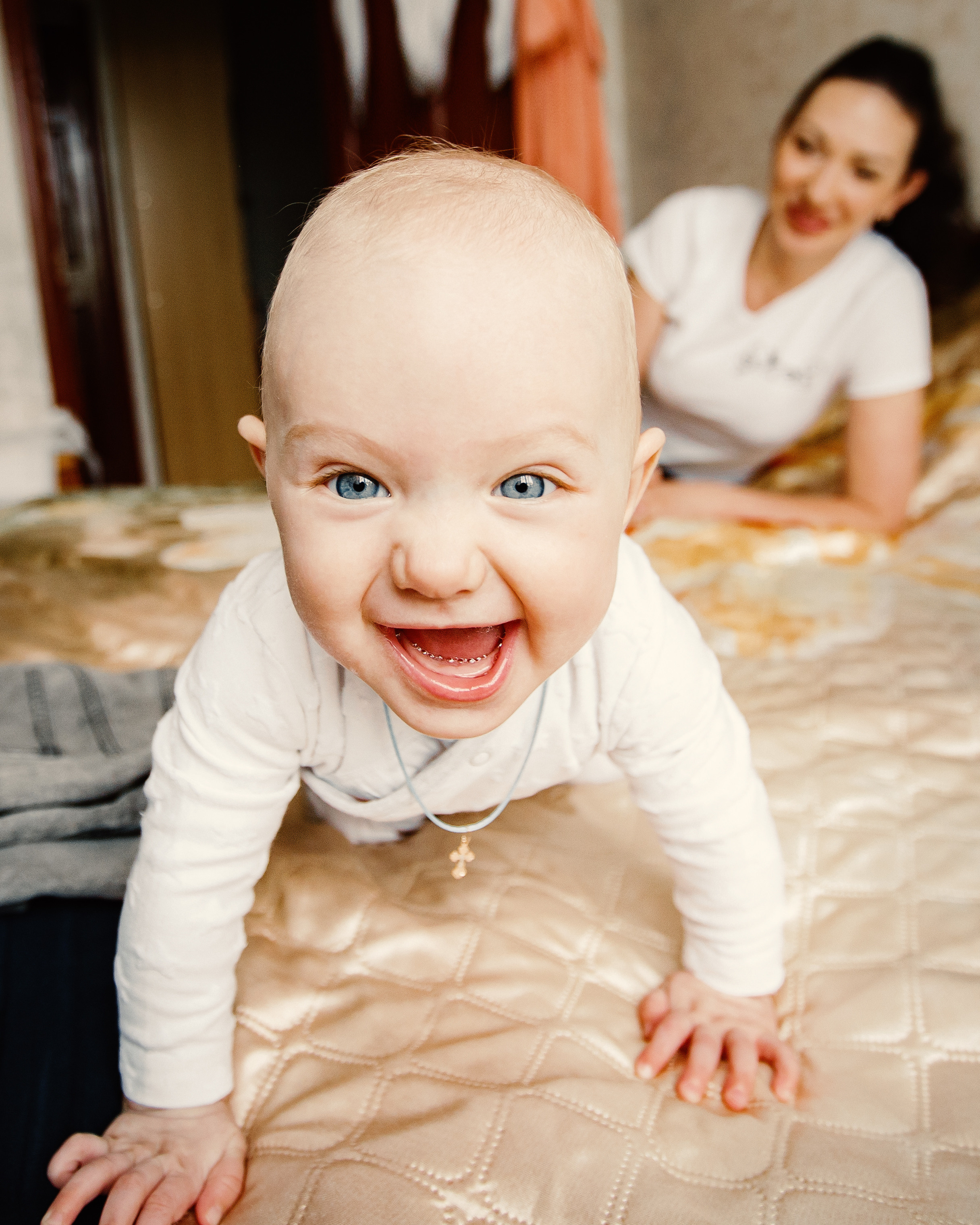 Сара +. Спасибо за проявленный интерес к моему творчеству! Меня зовут Россохат