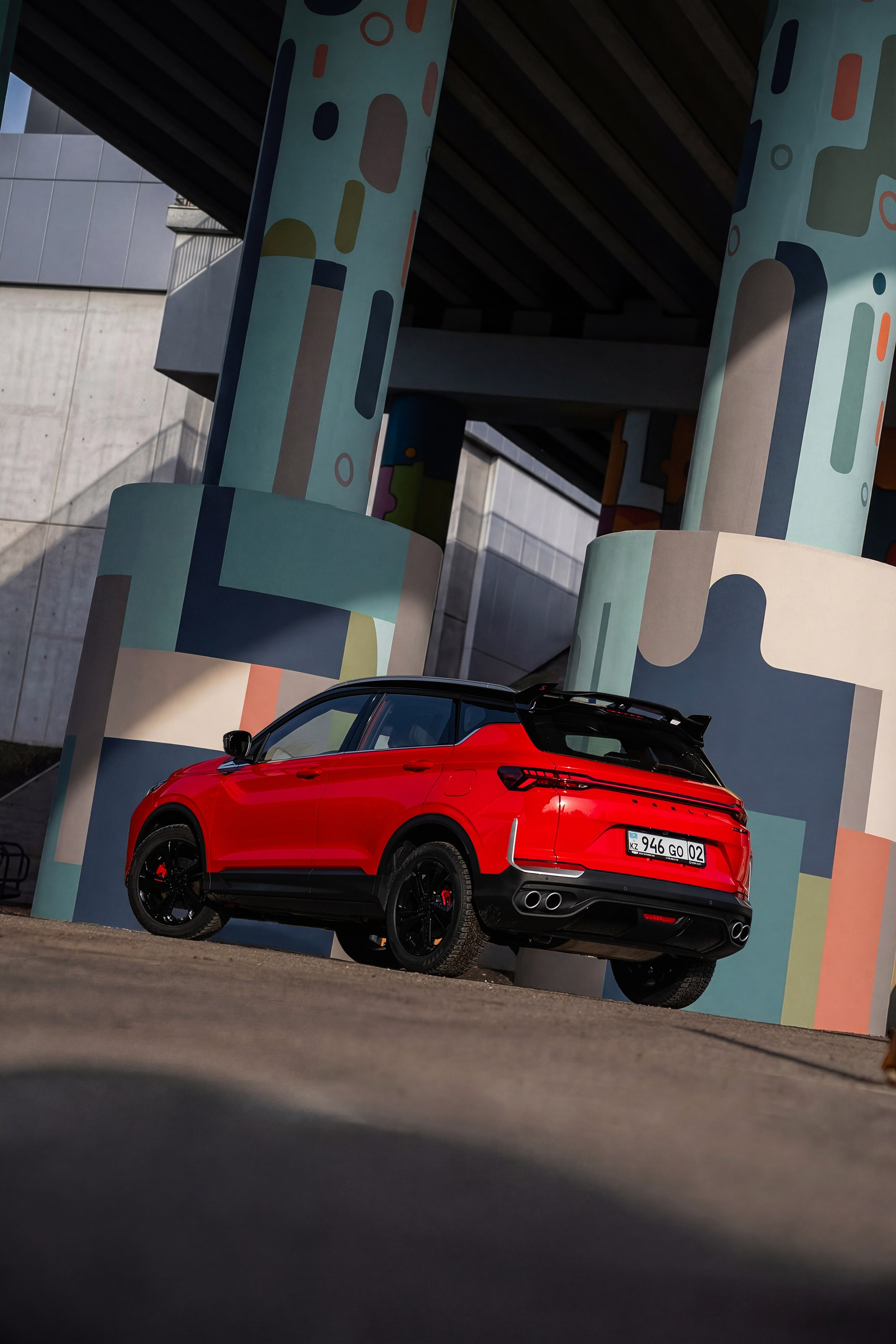 Geely Coolray 2025. Рекламный и портретный фотограф в Алматы, обучение для фотографов — Равиль Абушаев