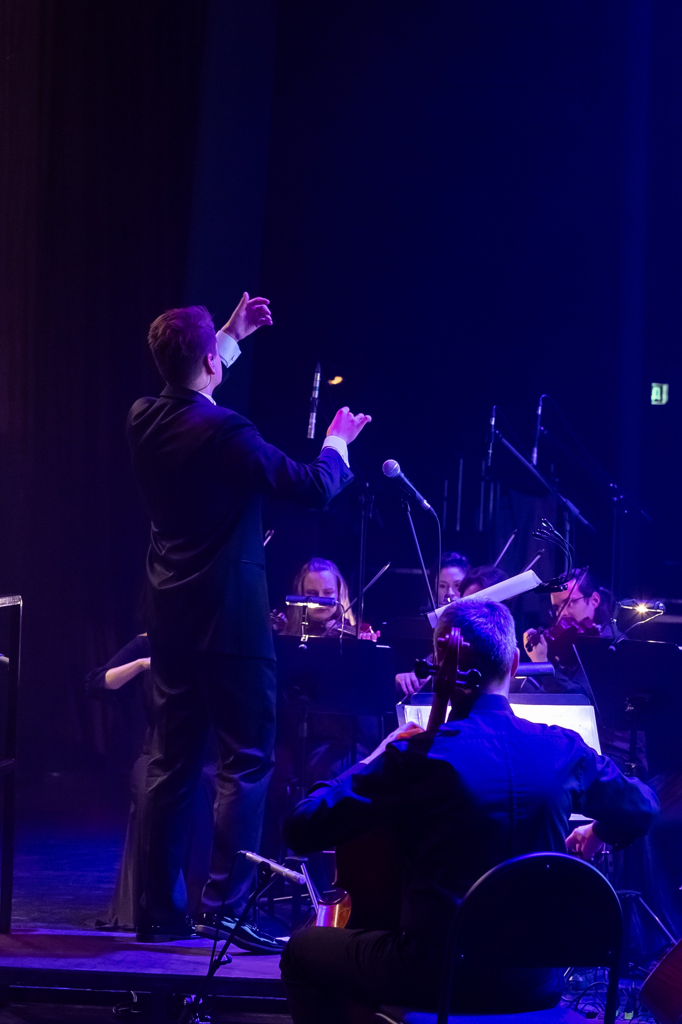 Видео и фотосъёмка концертов. Свадебный, семейный видеограф и фотограф в Екатеринбурге Николай Рыков