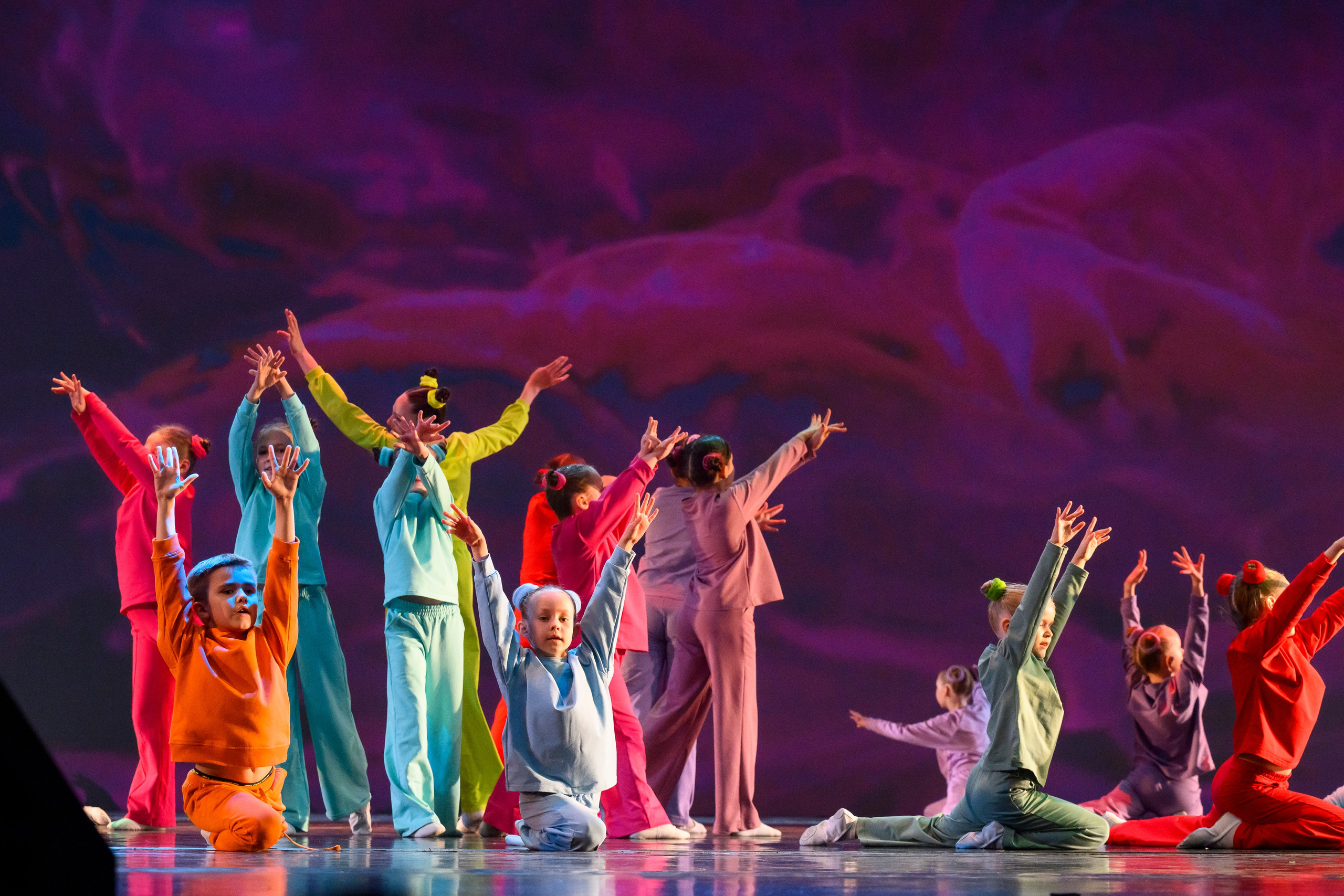 23 апреля, часть 2, БКЗ Октябрьский, г. Санкт-Петербург. Золотое яблочко