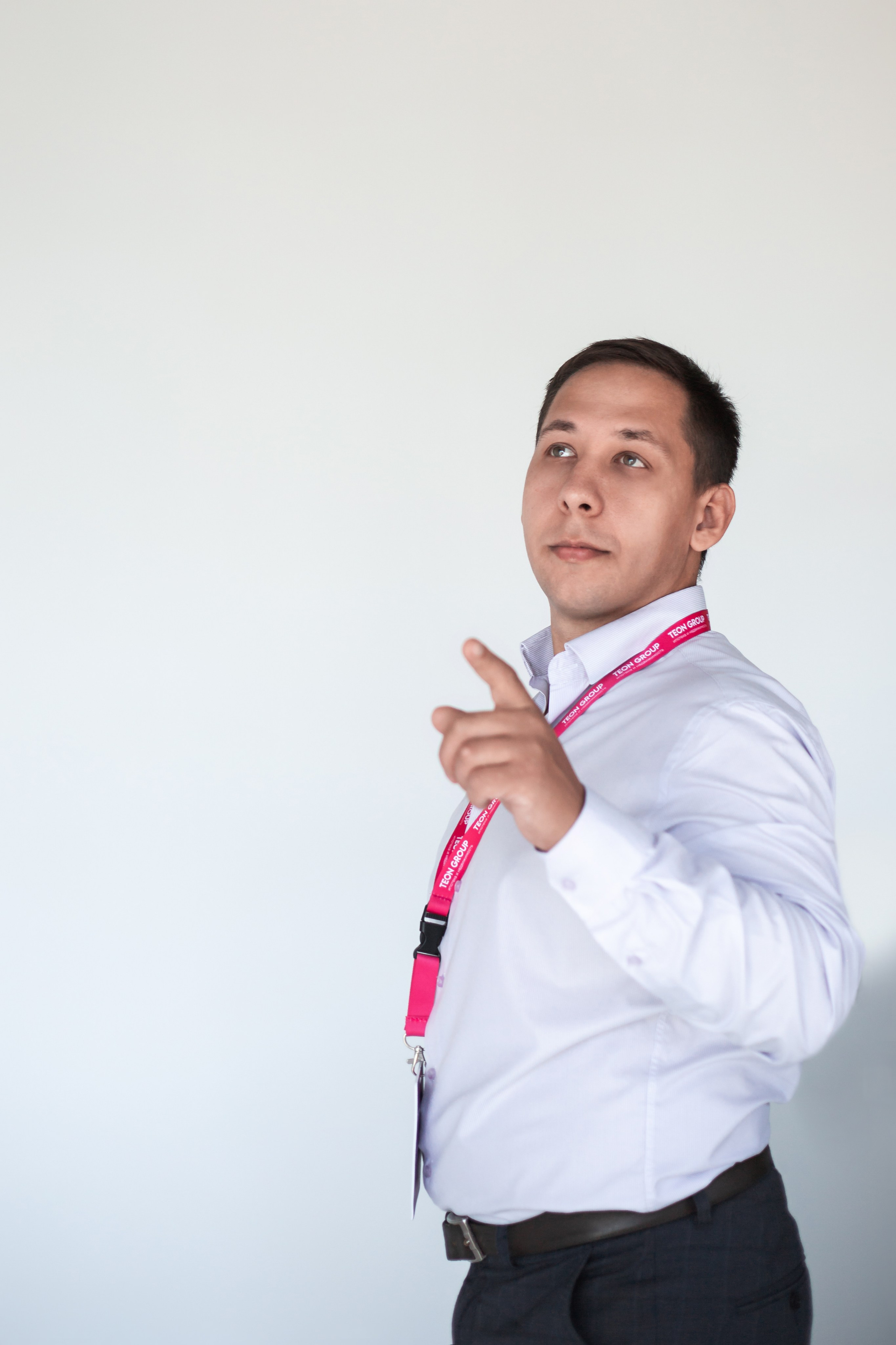 TEON Group_бизнес-портрет сотрудников. Фотограф Воронеж, Новая Усмань Мария Бублик
