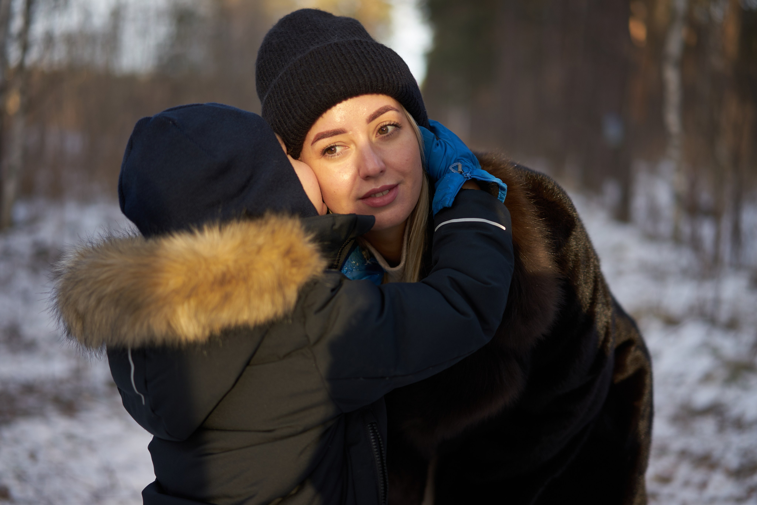 Семейная фотосессия зимой в лесу. Фотограф Екатеринбург Кокшарова Александра