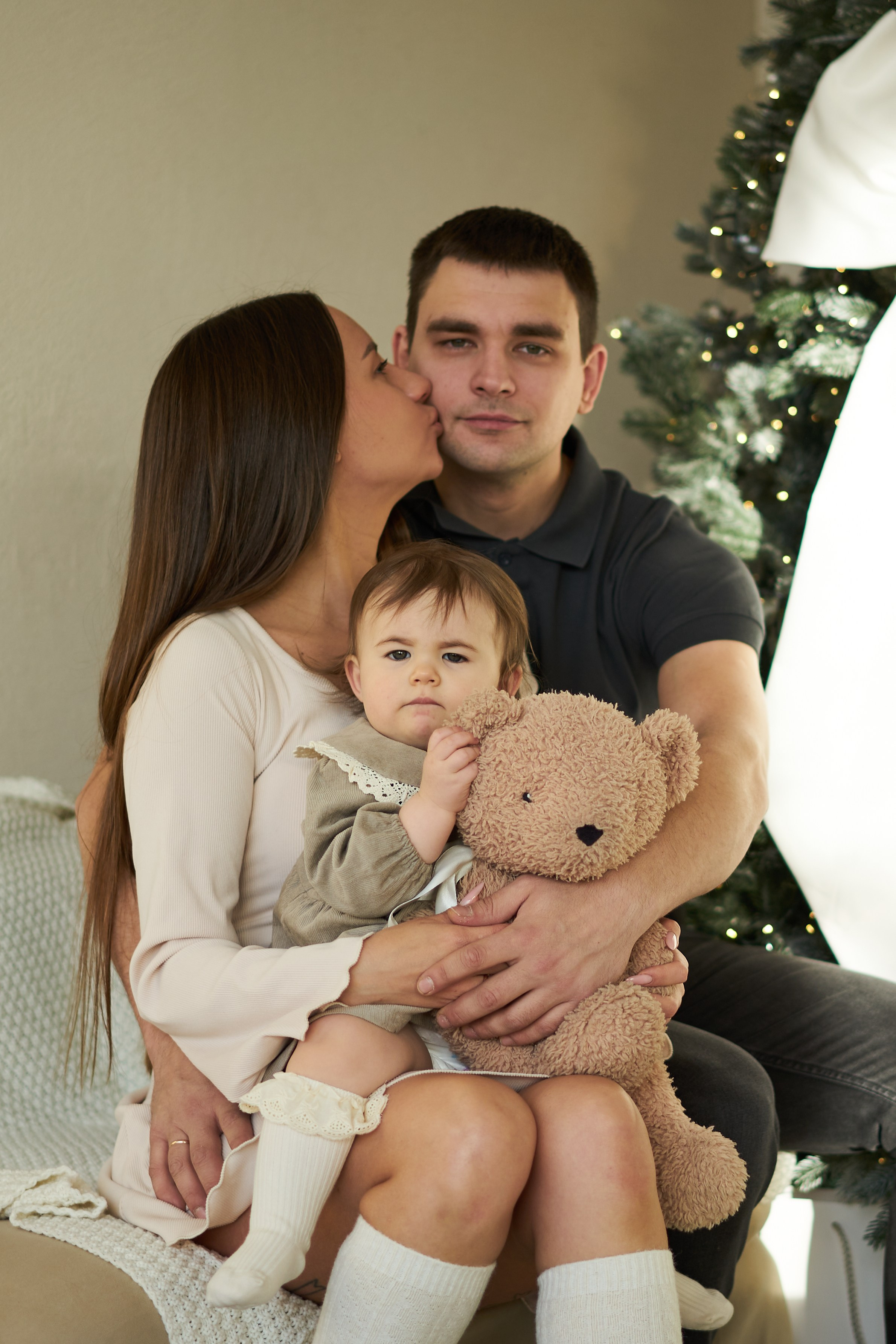 Семейная фотосессия в студии. Фотограф Екатеринбург Кокшарова Александра