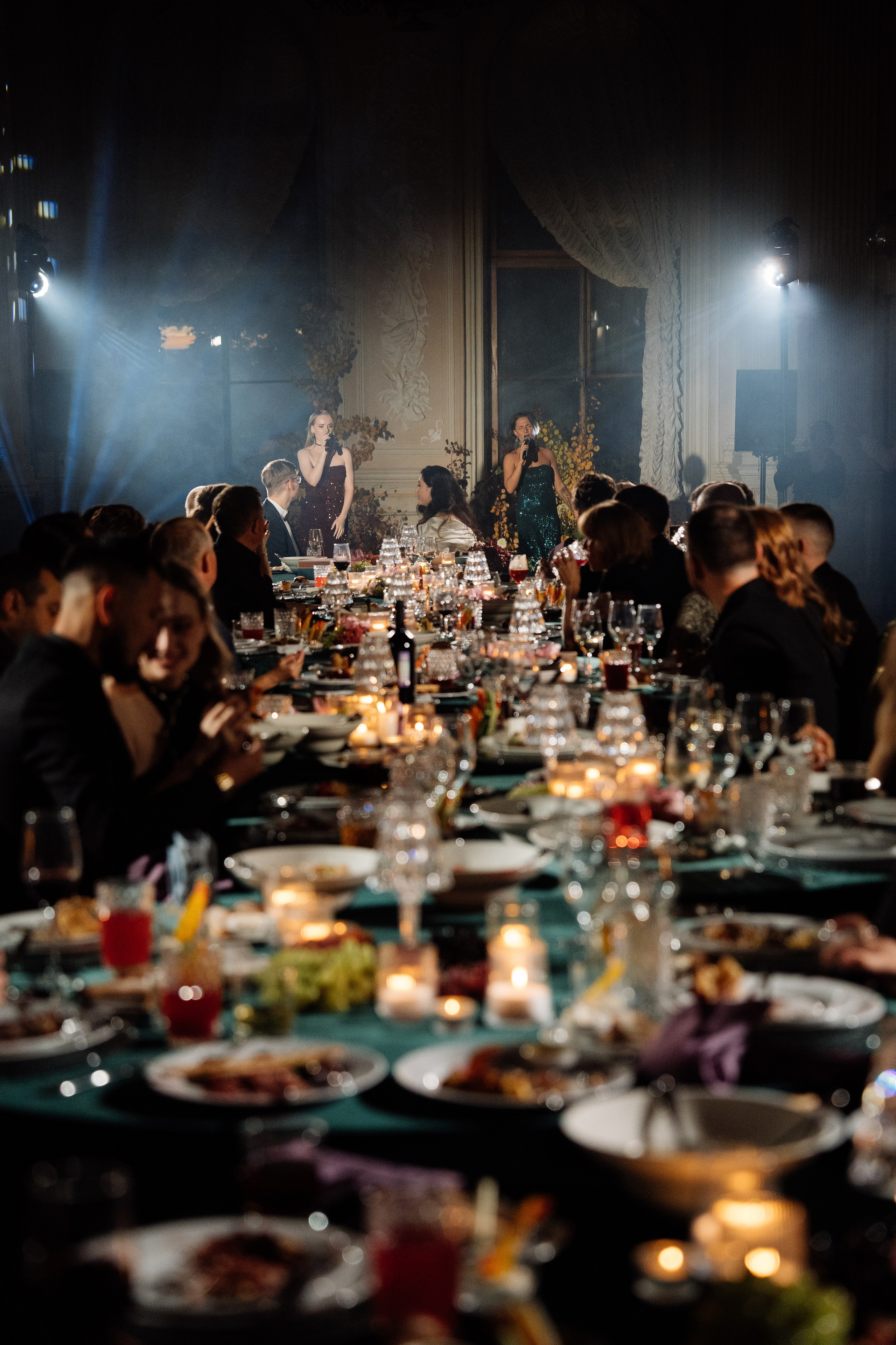 Современная свадьба во дворце. Свадебный фотограф организатор в Санкт-Петербурге Ассоль Опарина