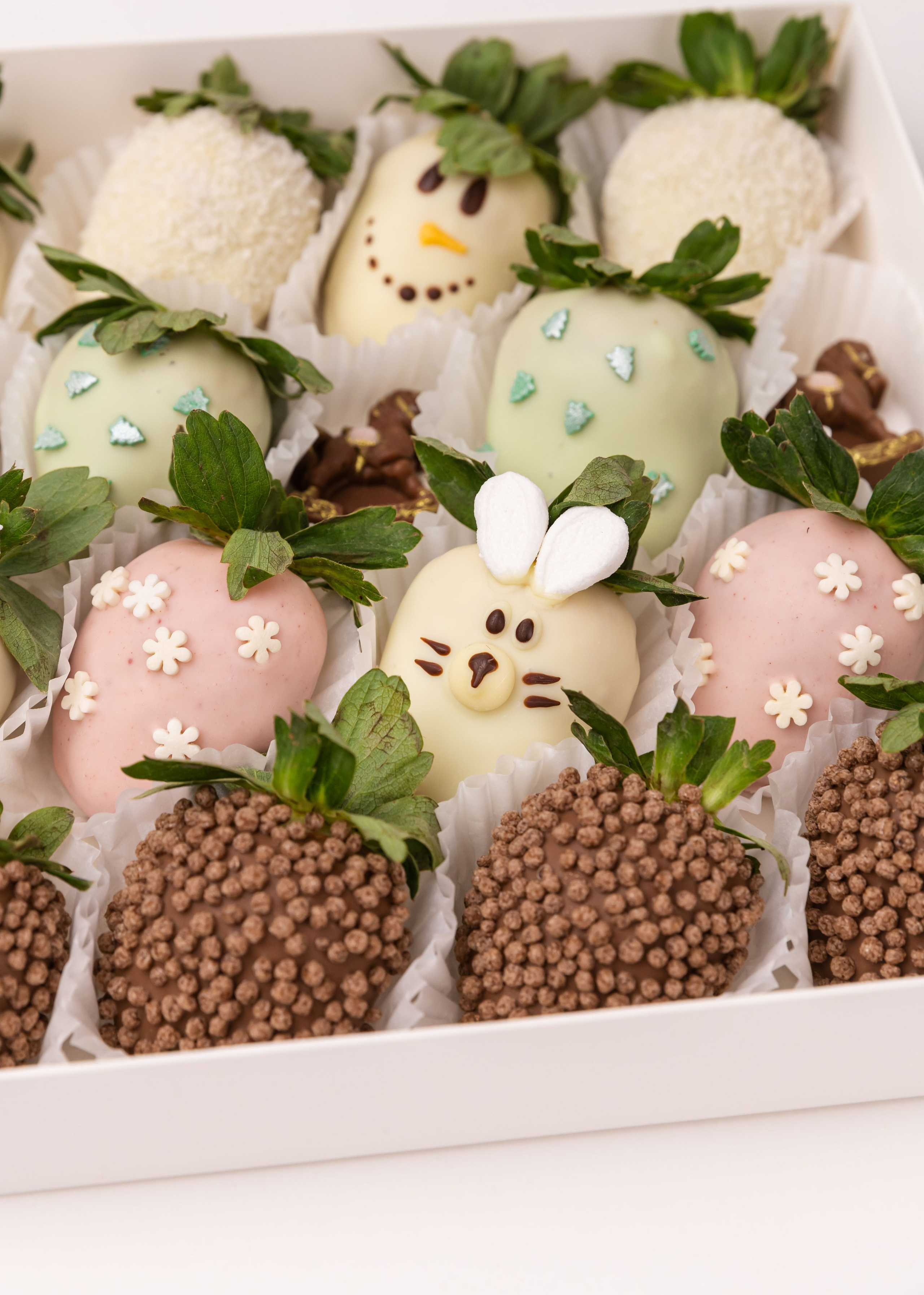 26.11.2025 Новогодние наборы и букеты, Клубникисс. ФОТОГРАФ ВИНОГРАДОВА ДАРЬЯ