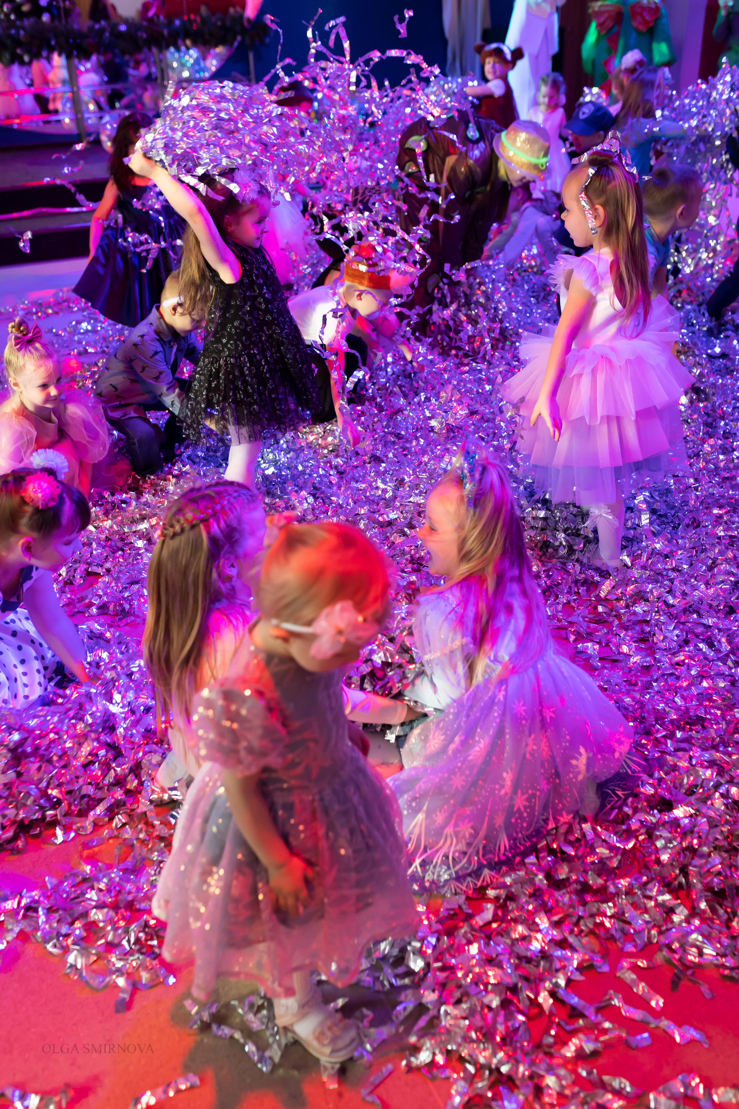 Утренник в ДОФ 04.01.25. Ольга Смирнова юрист, фотограф