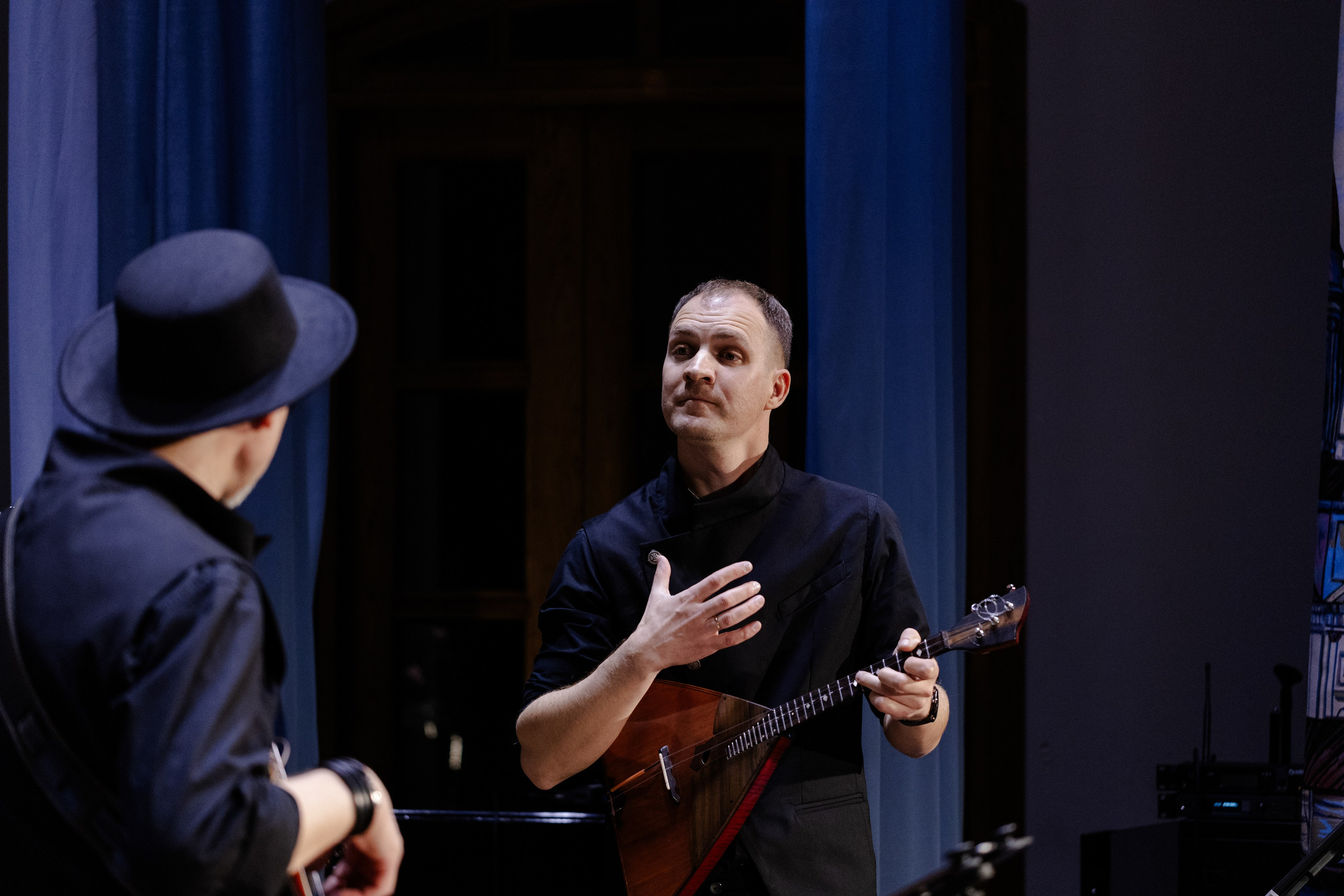 Сольный концерт 4.10. СУРОВЦЕВА project. Эстрадно-народный кавер-бэнд