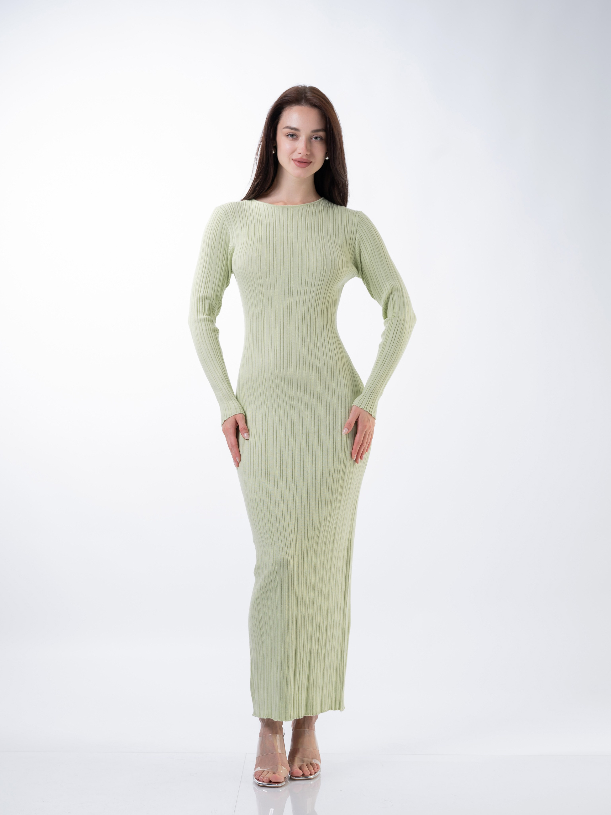 Каталог Девушки. Студия рекламной и предметной съемки товаров WELKO Studio