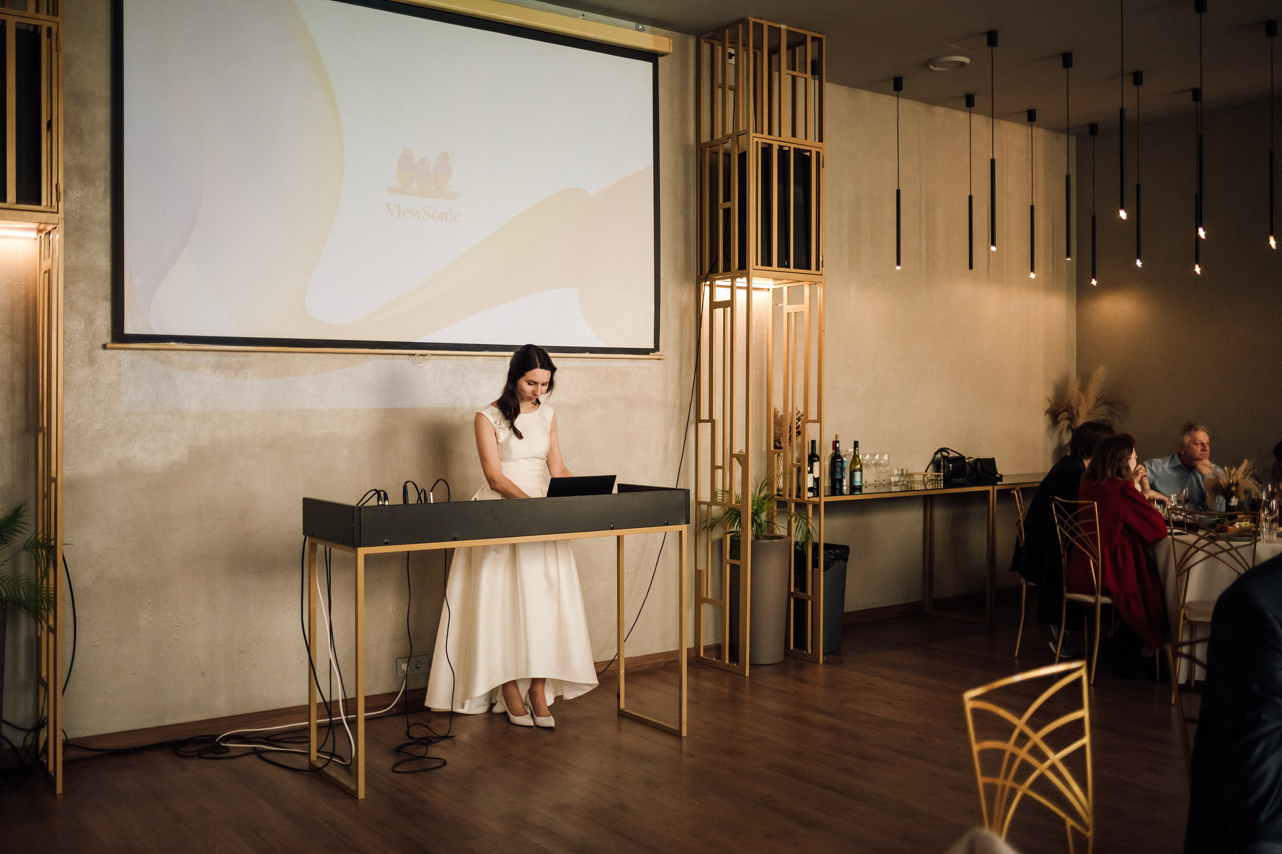 Таня и Миша. Свадьба в лофте. Свадебный и семейный фотограф в Москве Евгения Лисина