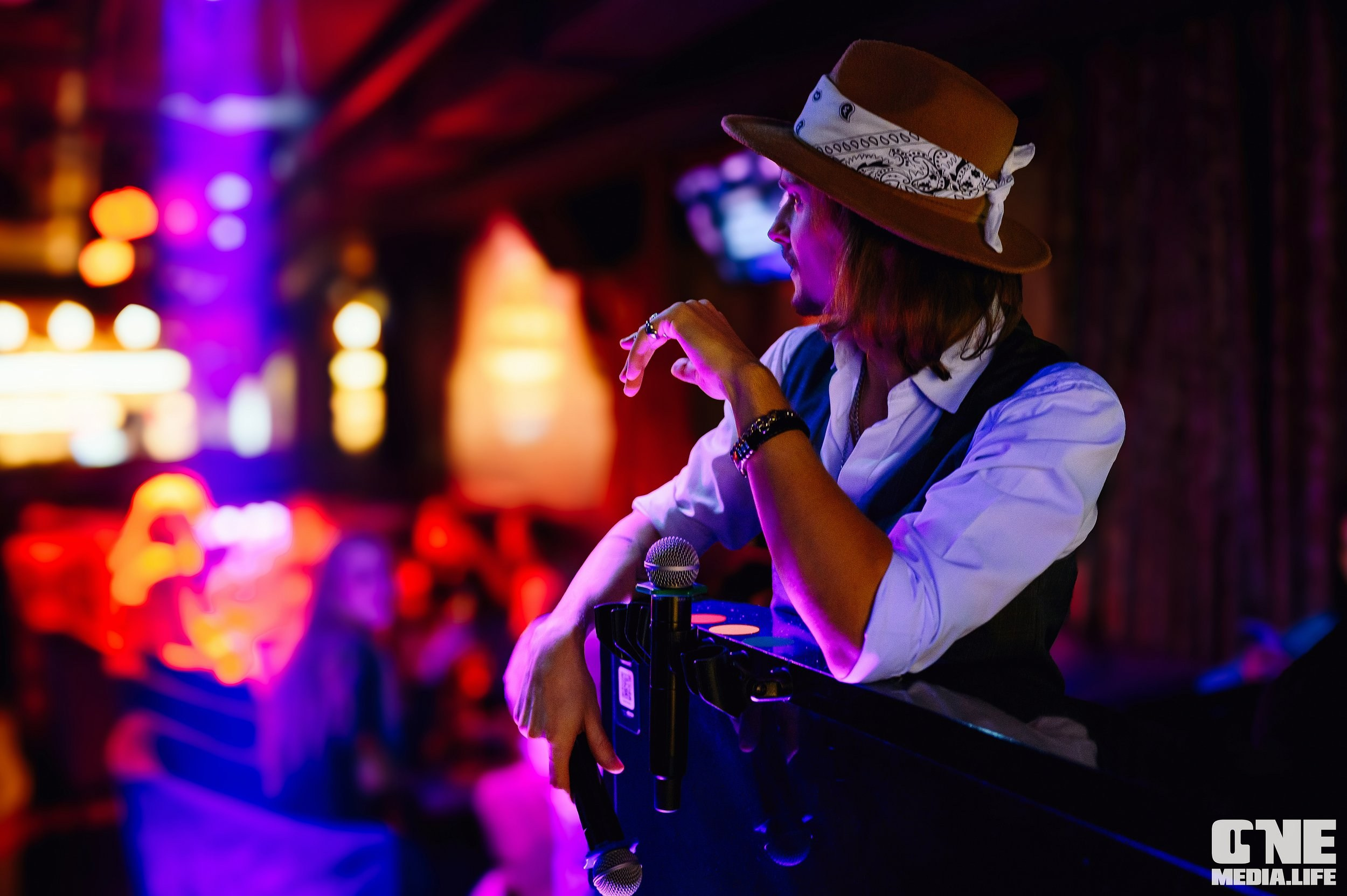 Фоторепортаж из караоке-клуба Эйфория. One Media Life: фоторепортажи, фотоотчеты с мероприятий и заведений