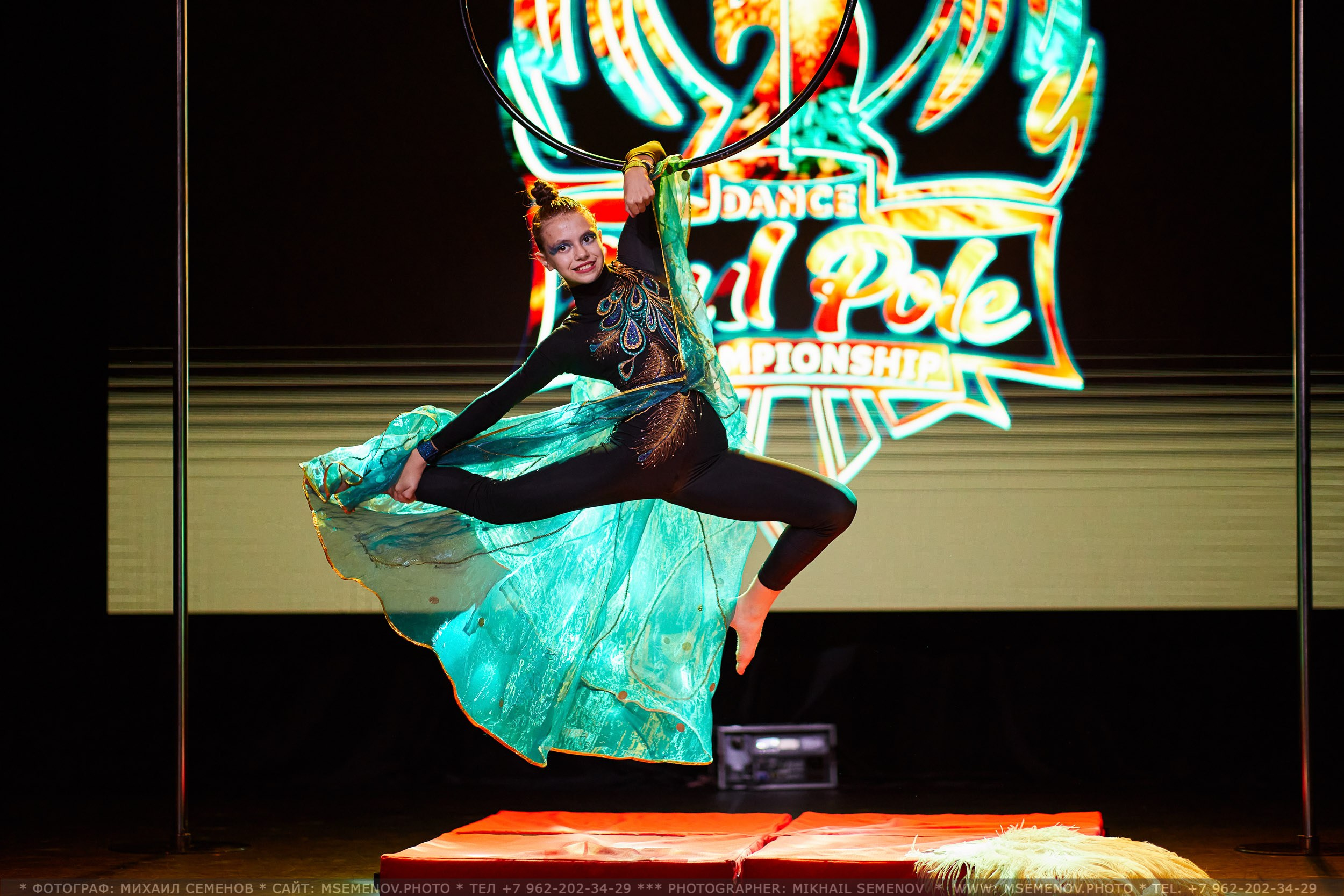 Анонс «SOUL POLE CHAMPIONSHIP IV». Photographer for business Mikhail Semenov. Aqua photo studio, photo school