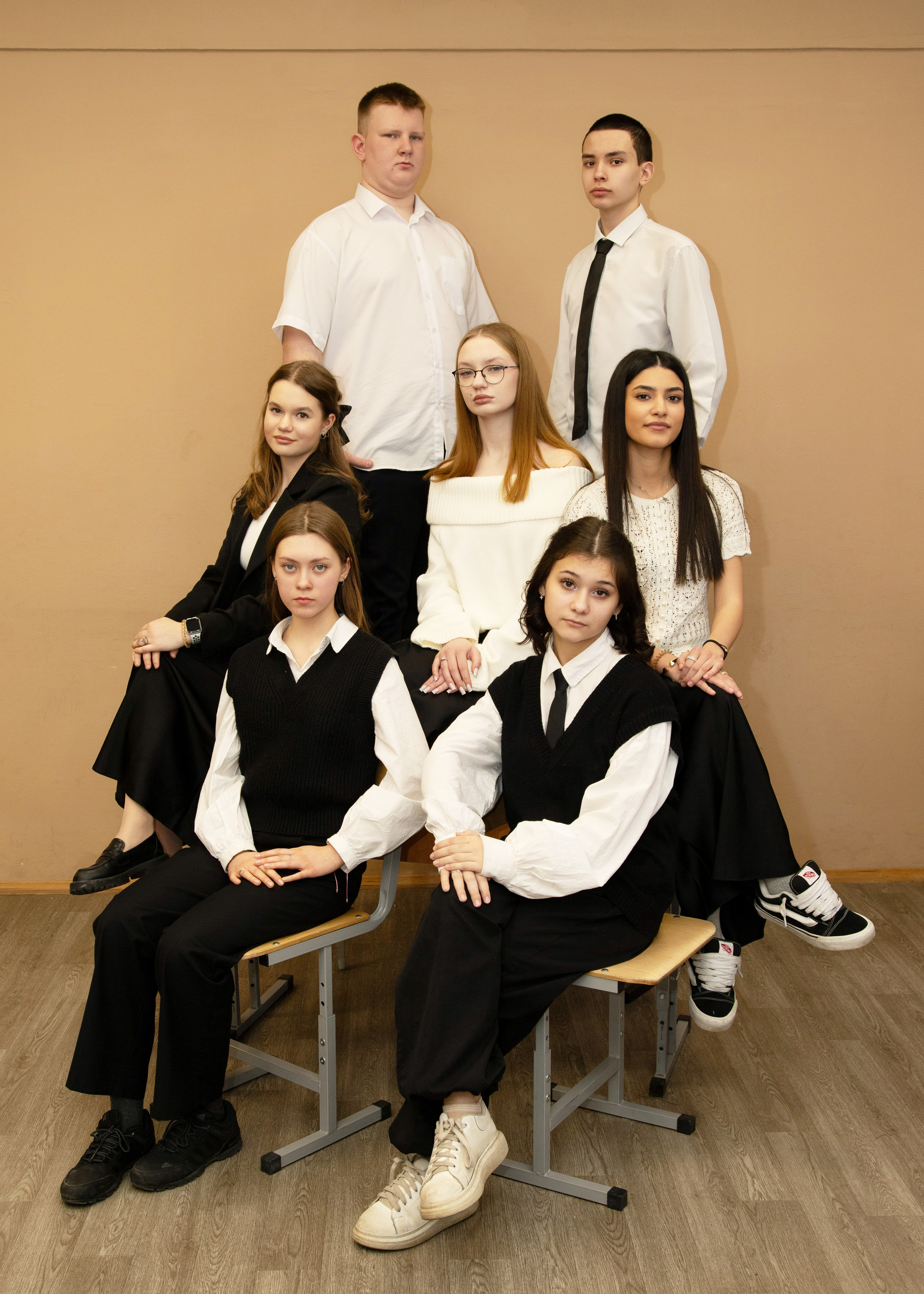 Групповая фотография. Средняя школа. 9 класс. Фотограф Игорь Полозов