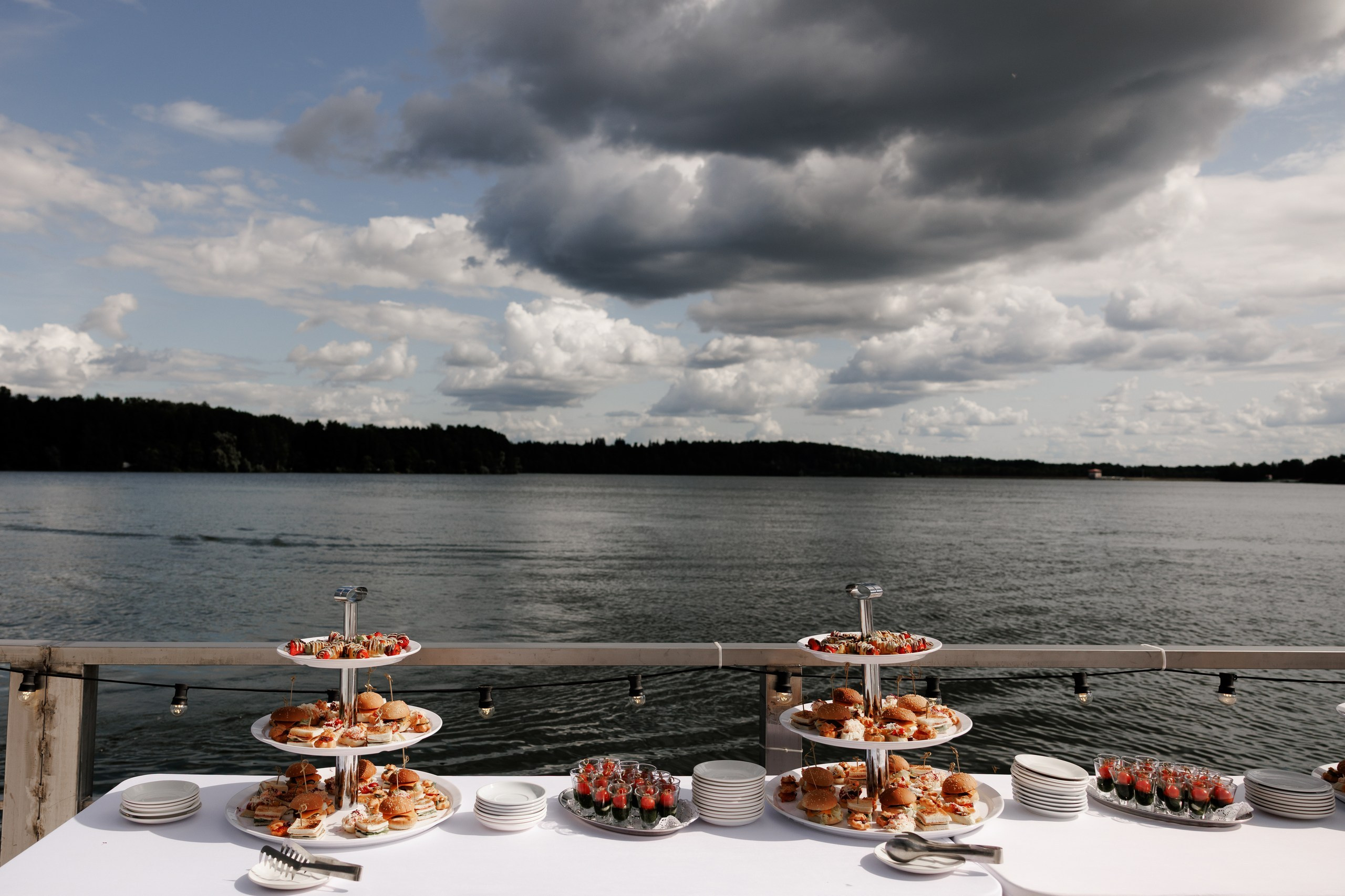 На берегу. Свадебный и семейный фотограф в Твери, Москве, Санкт-Петербурге