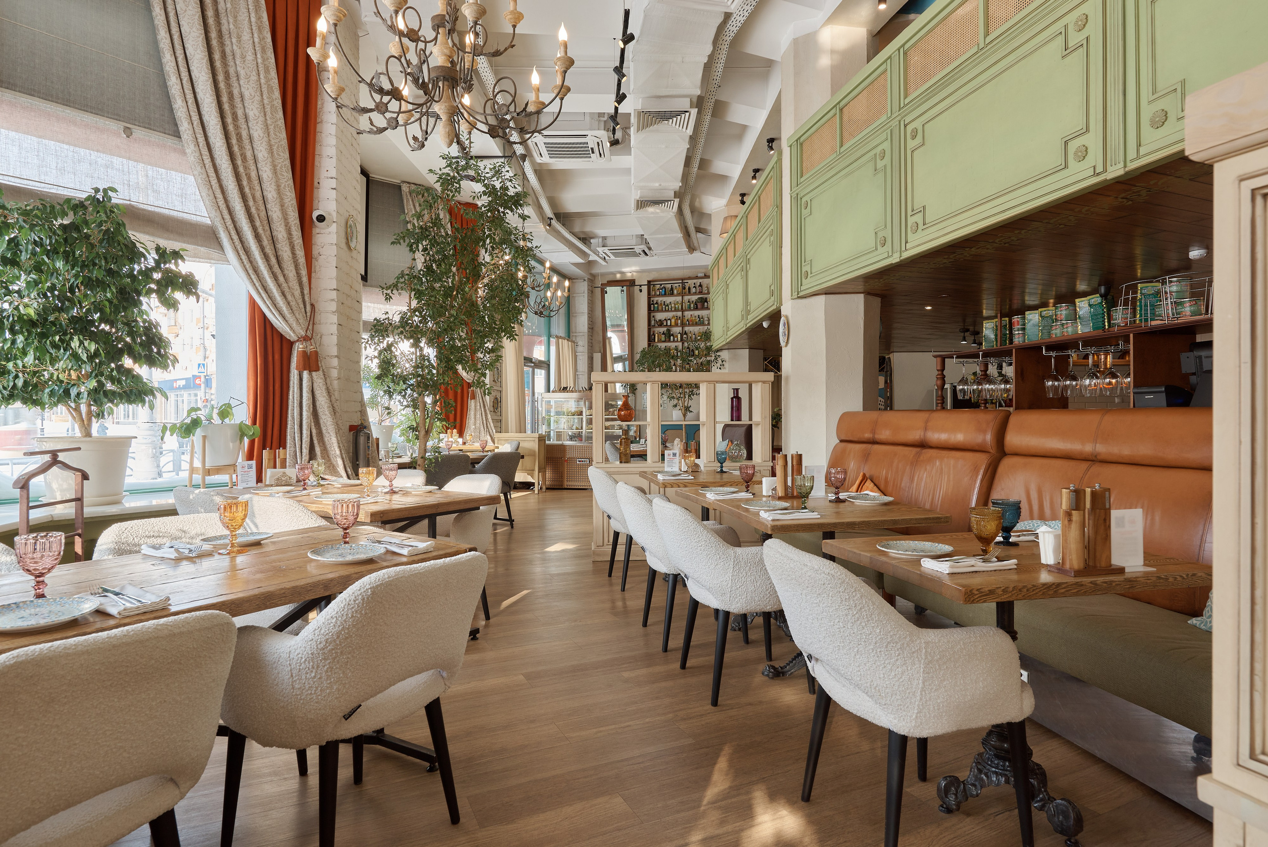 Si! (Екатеринбург). Абросимов Лев интерьерный и архитектурный фотограф