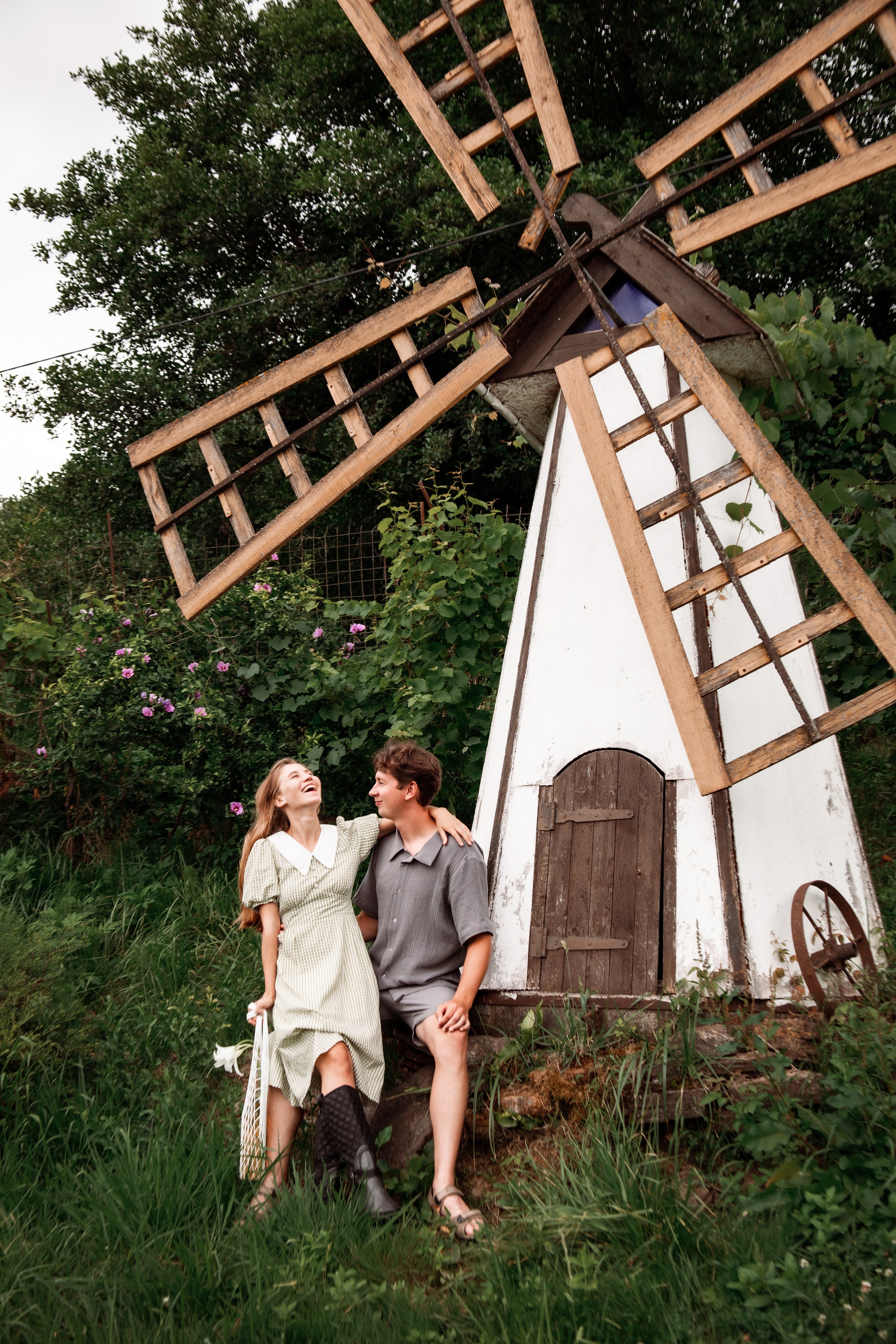 Свидание у пруда. Семейный и Свадебный фотограф в Сочи