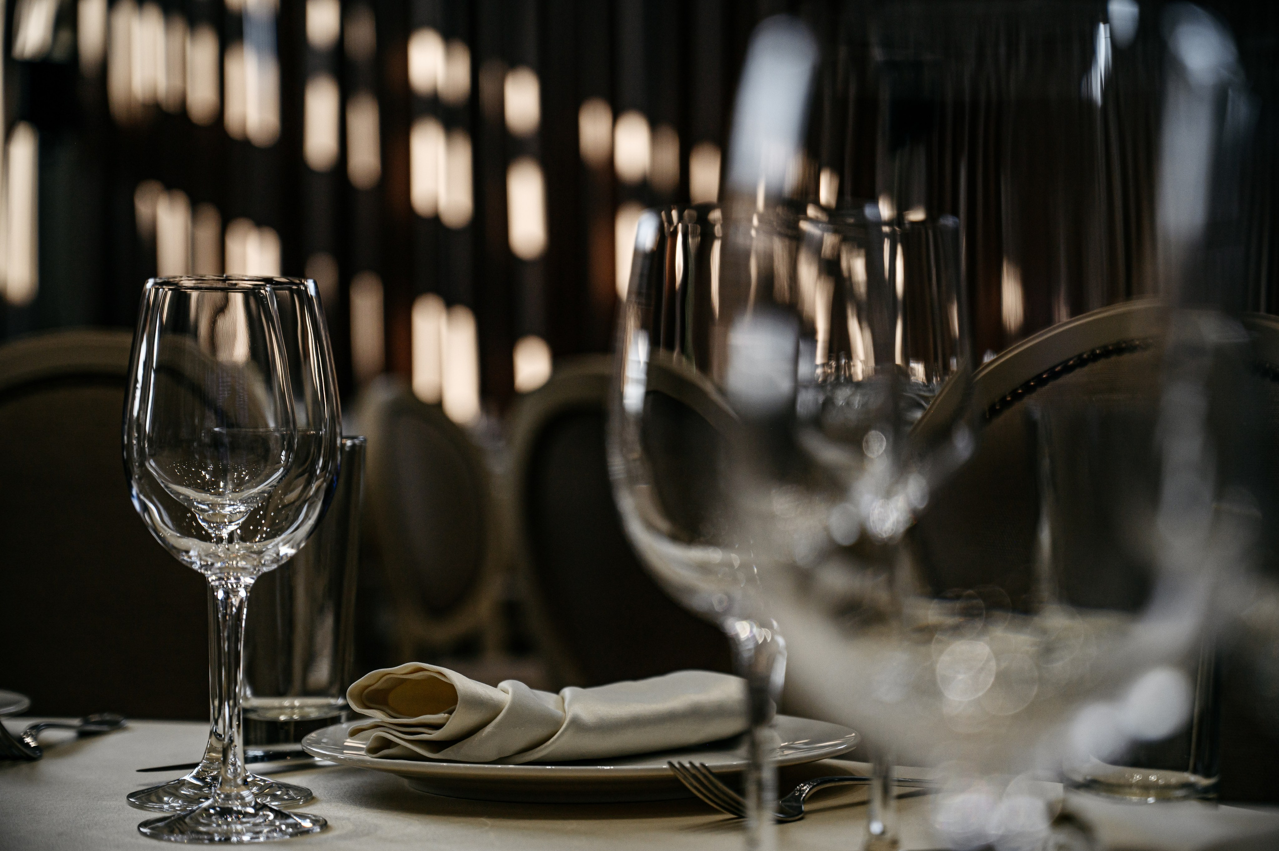 Выпускной. Школа № 54. Кедр Холл. Фотограф Владивосток. Игорь Кирсанов