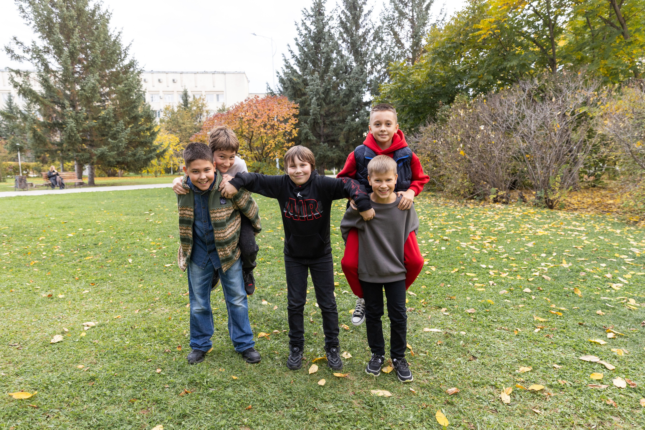 Осенняя фотосессия 4 Б. Семейный, детский, школьный фотограф в Благовещенске Яна Белоусова
