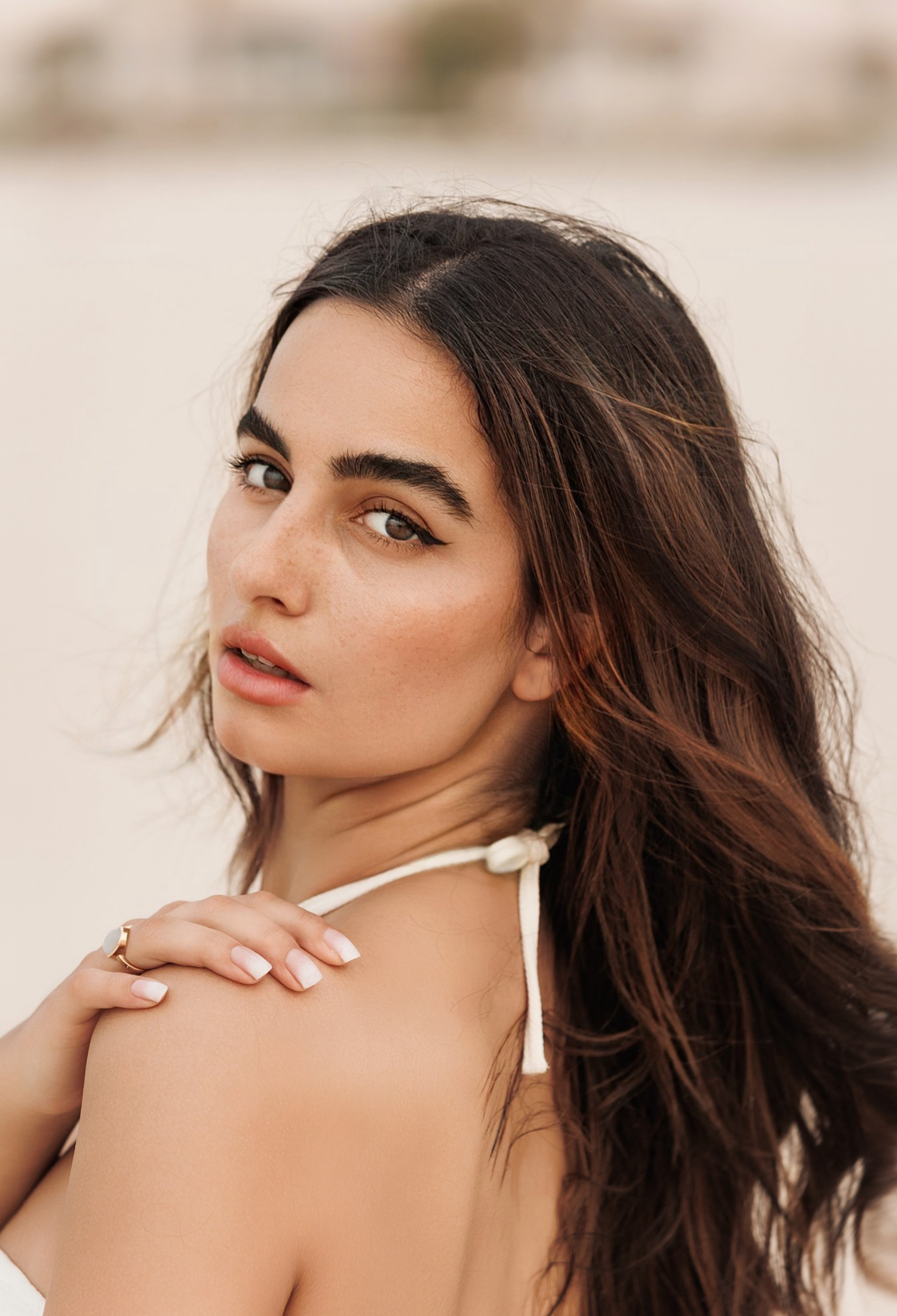 Portrait Photoshoot in Dubai — Professional Photographer. Evgen Yatsenko — Photographer in Dubai