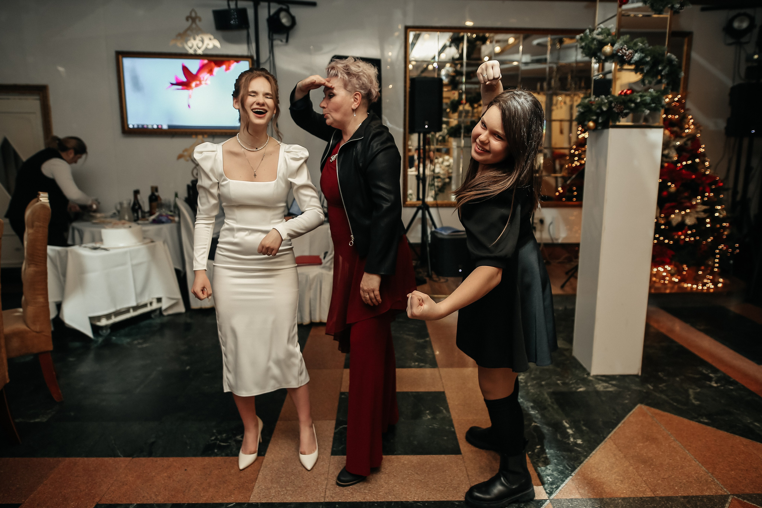 Живая музыка в Москве Ведущий Москва Саксофон Топ ведущих на свадьбу. Свадебный ведущий в Москве Саксофон на свадьбу