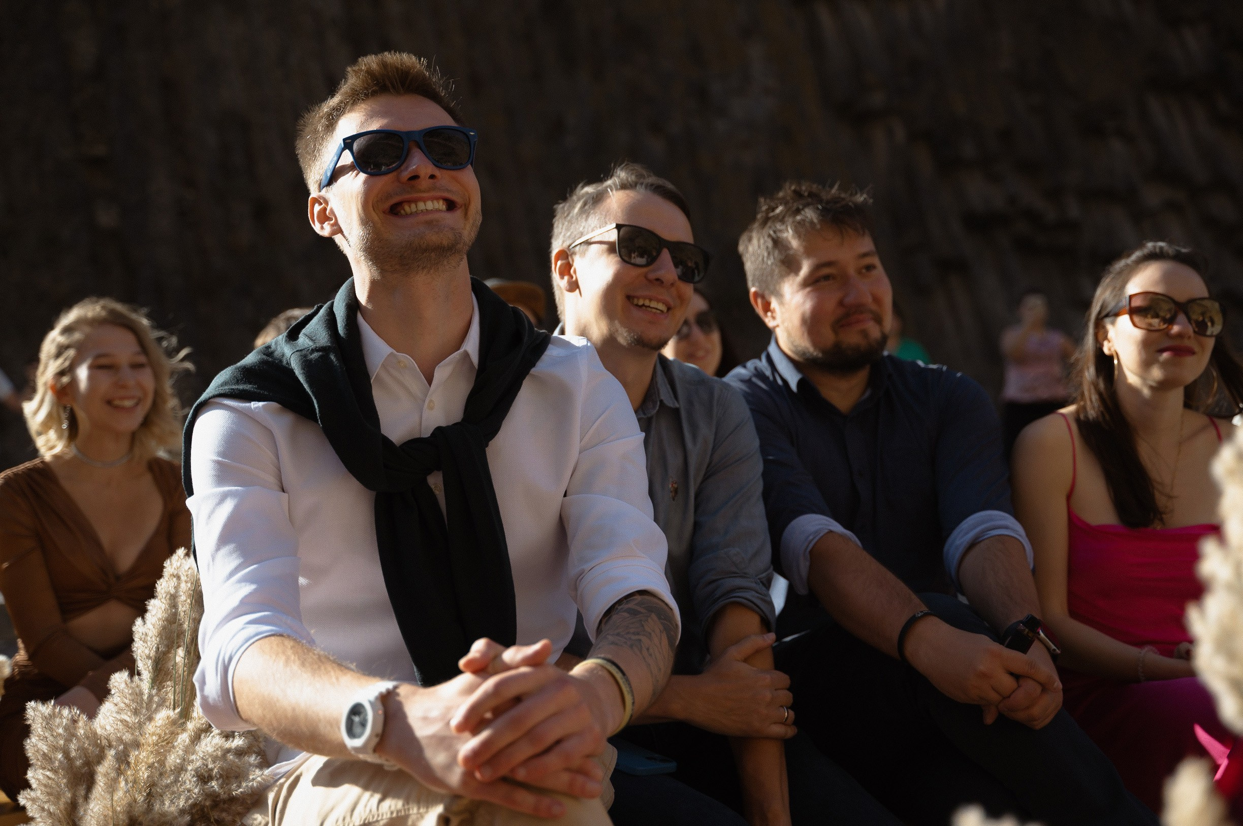 Трогательная свадебная вечеринка в горах Армении. Афина Ефимова. Свадебный фотограф Москва