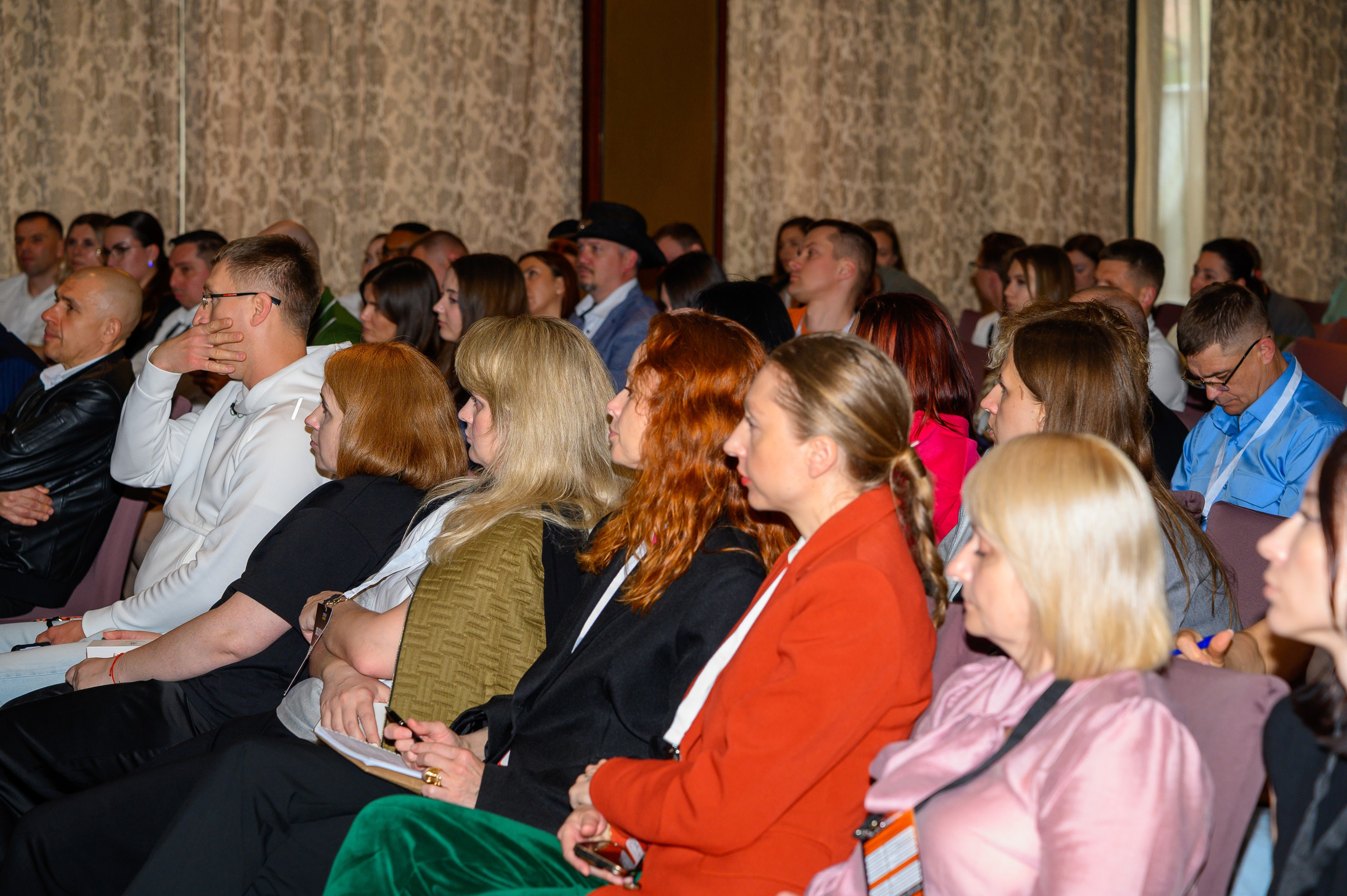 Репортажная съемка с открытия магазина. Фотоуслуги, услуги фотографа, фотографирование важных событий