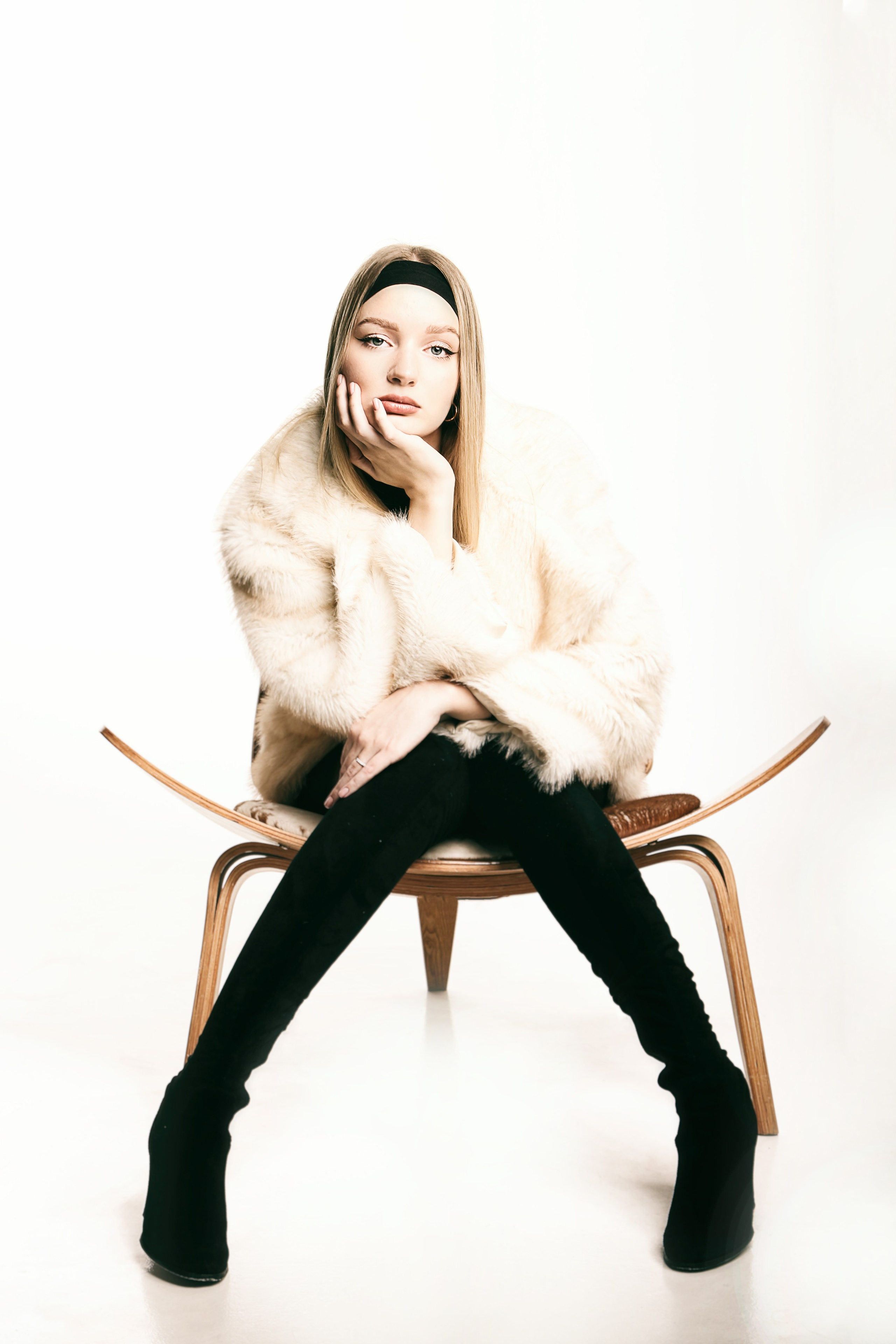 Шуба. Алиса Томшина — Фотограф / Видеограф