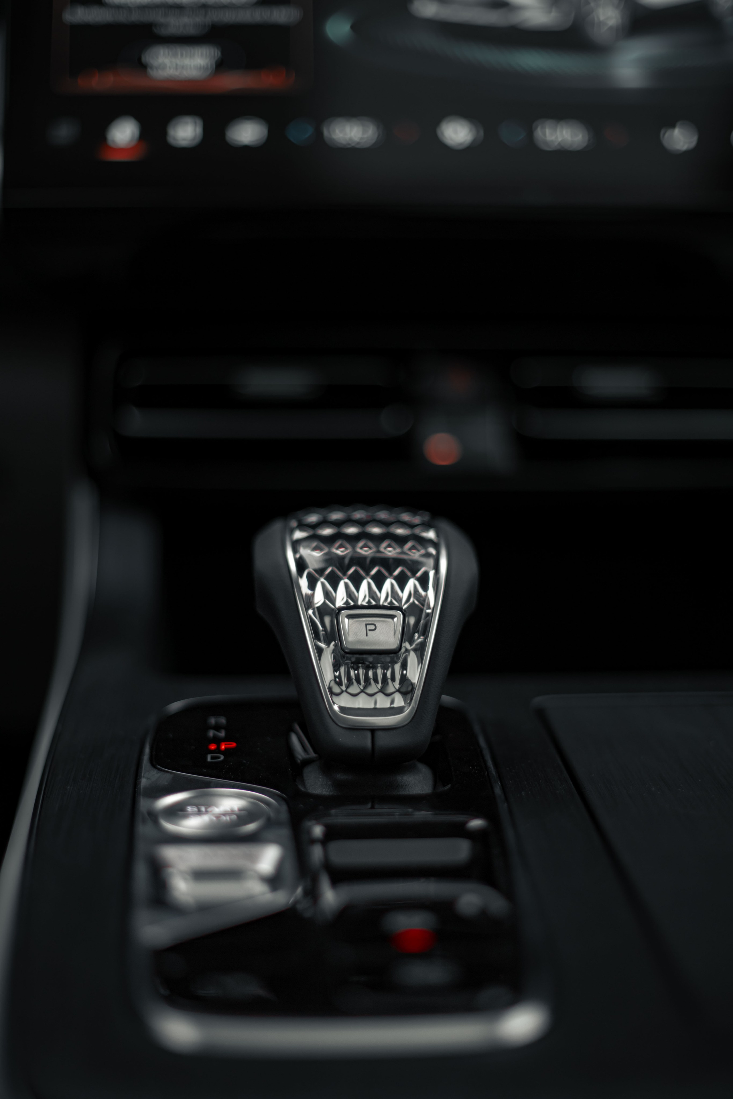 Бизнес съемка для автосалона GAC в городе Ижевск. Бизнес фотограф Ижевск — Назаров Роман