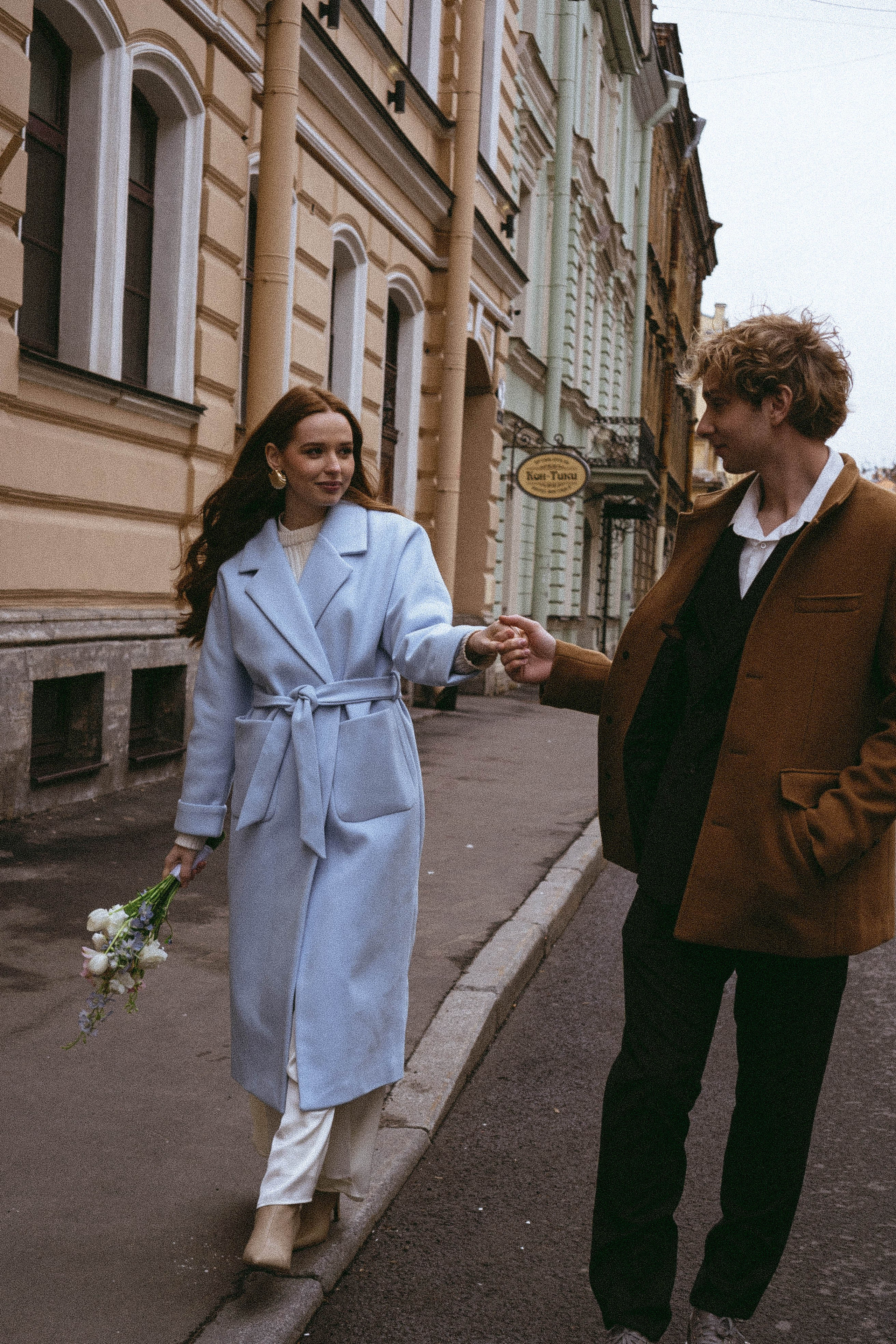 СВАДЕБНАЯ СЬЕМКА В ОТЕЛЕ. СБОРЫ ЖЕНИХА И НЕВЕСТЫ И ТАКЖЕ ТОР И ПОДГОТОВКА К ПРОГУЛКЕ И ПРОГУЛКА ПО ПЕТРОГРАДКЕ. Профессиональный фотограф, Санкт-Петербург — Виктория Богомолова