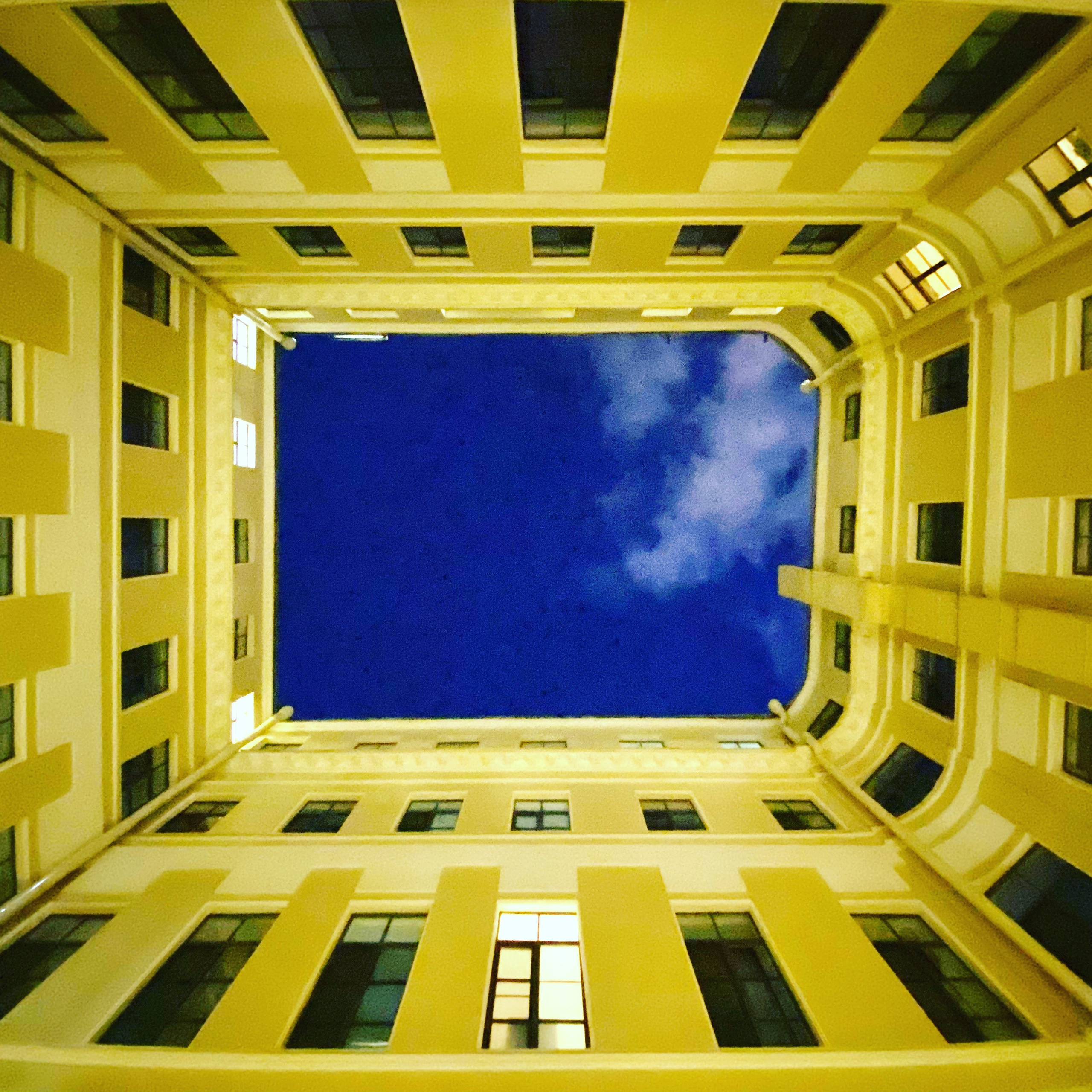 Снято на телефон. Фотография, ретушь, сканирование, восстановление старых фото, интерьерная съёмка, студия. Данилов Александр, Москва