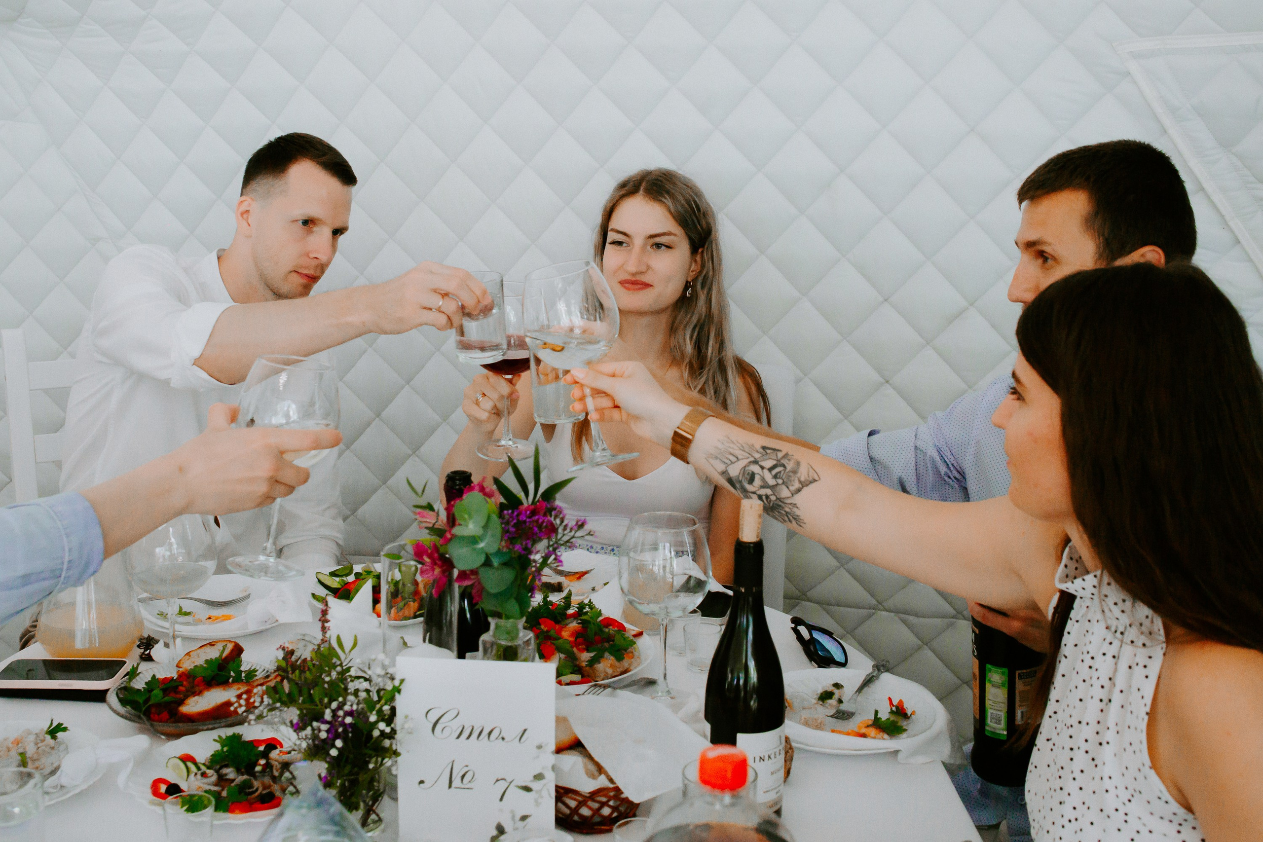 Свадьба Евгения и Илья. Загс. Банкет. Фотограф в Челябинске Ополихина Анна