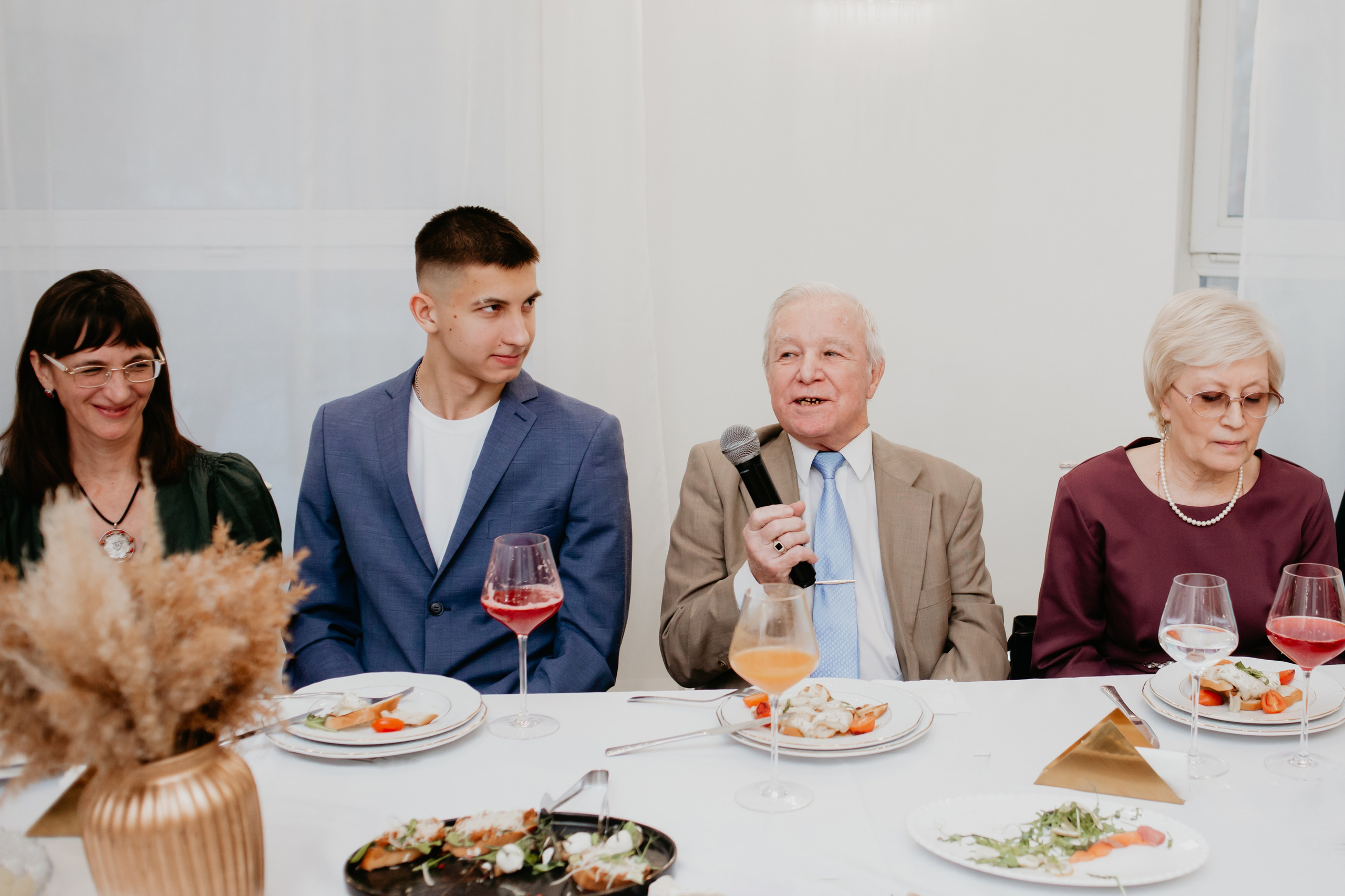 Свадебный банкет Анна и Дмитрия. Фотограф в Челябинске Ополихина Анна