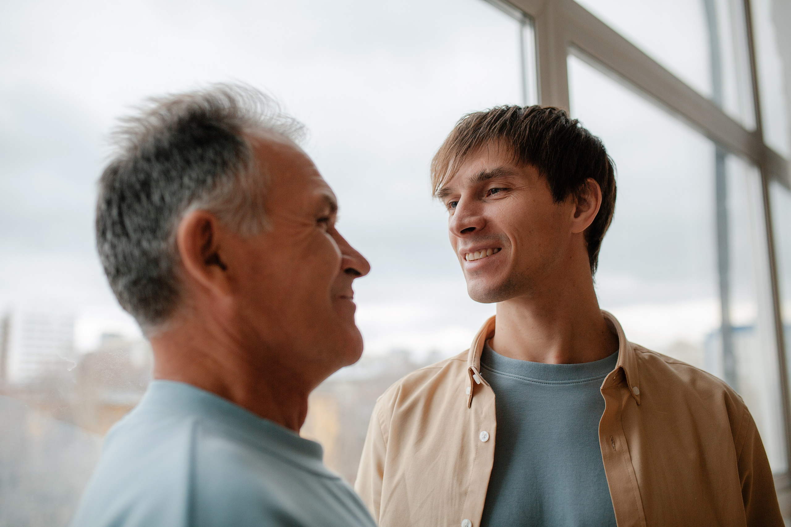 Фотосессия большой семьи в студии