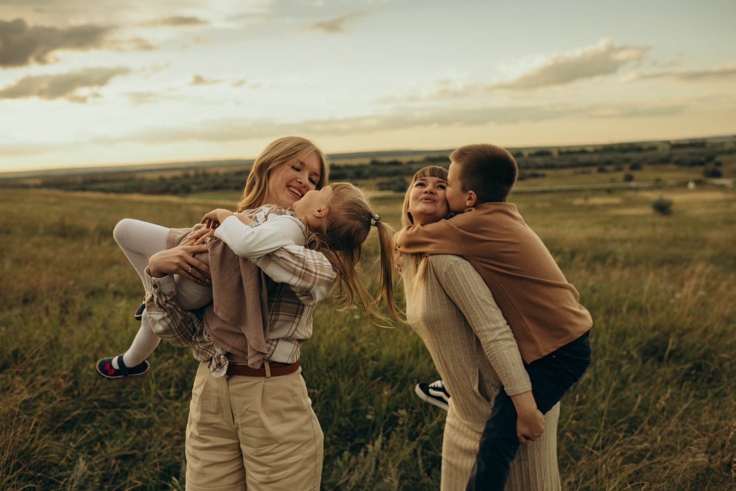 Даша Даня Ксюша Илья Саша и Ева. Свадебный и семейный фотограф в Самаре Головань Наталья