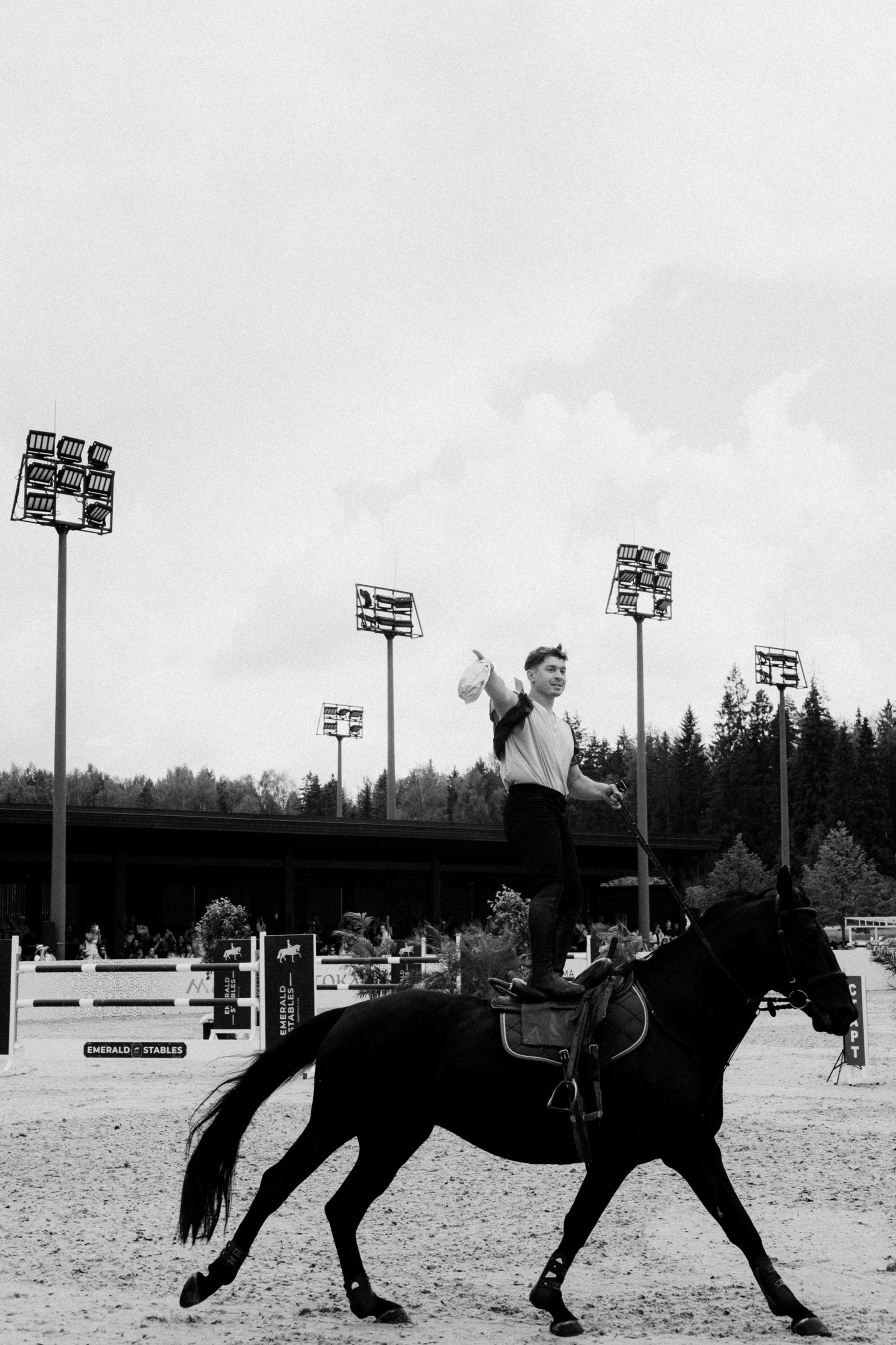 Emerald Stables CUP 2025. Бэкстейдж и репортажный фотограф в Москве Артем Онацко