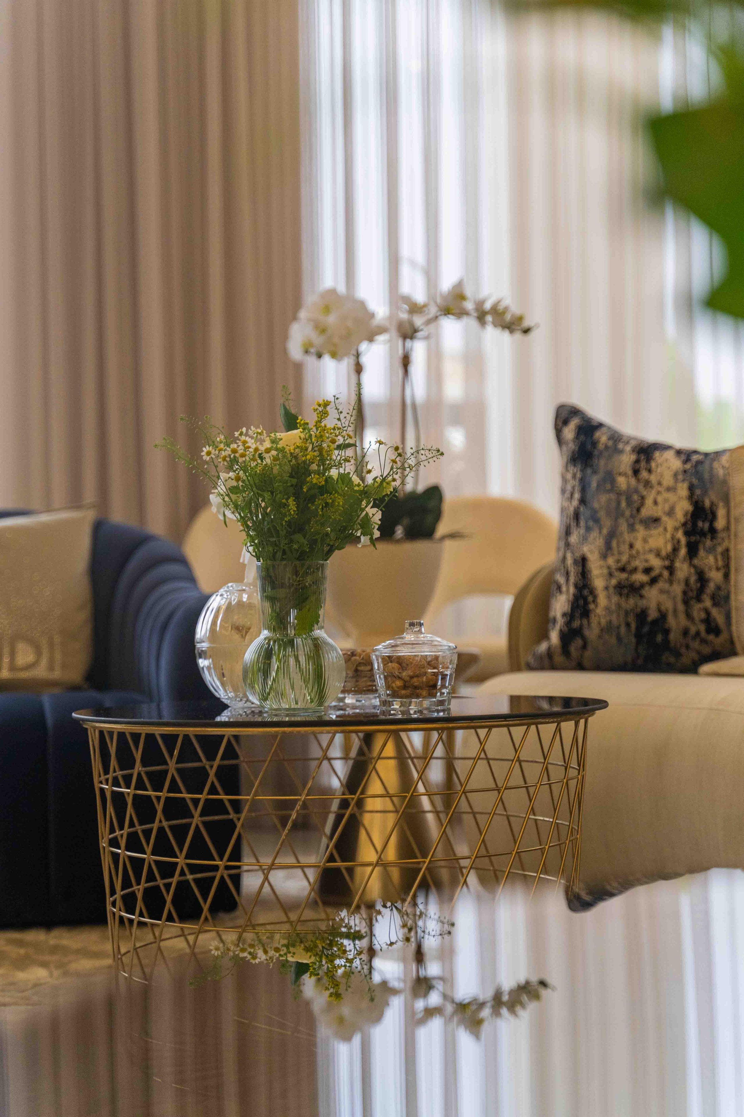 Арабская скромная помолвка дома (приватность на женские лица). Фотограф и видеограф в Москве и Абу Даби Мария Кулагина