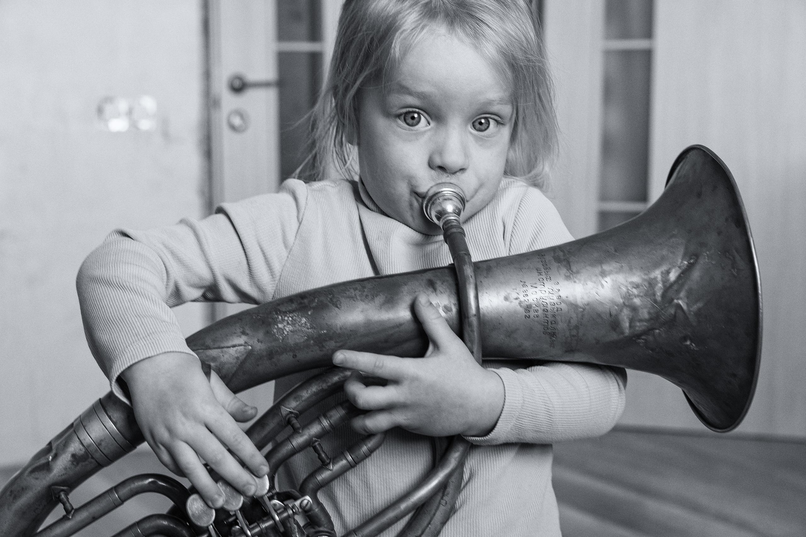 «Сядь нормально!» Калуга, ИКЦ. 10.08.23. Фотограф Виталий Верескун. Козельск-Калуга