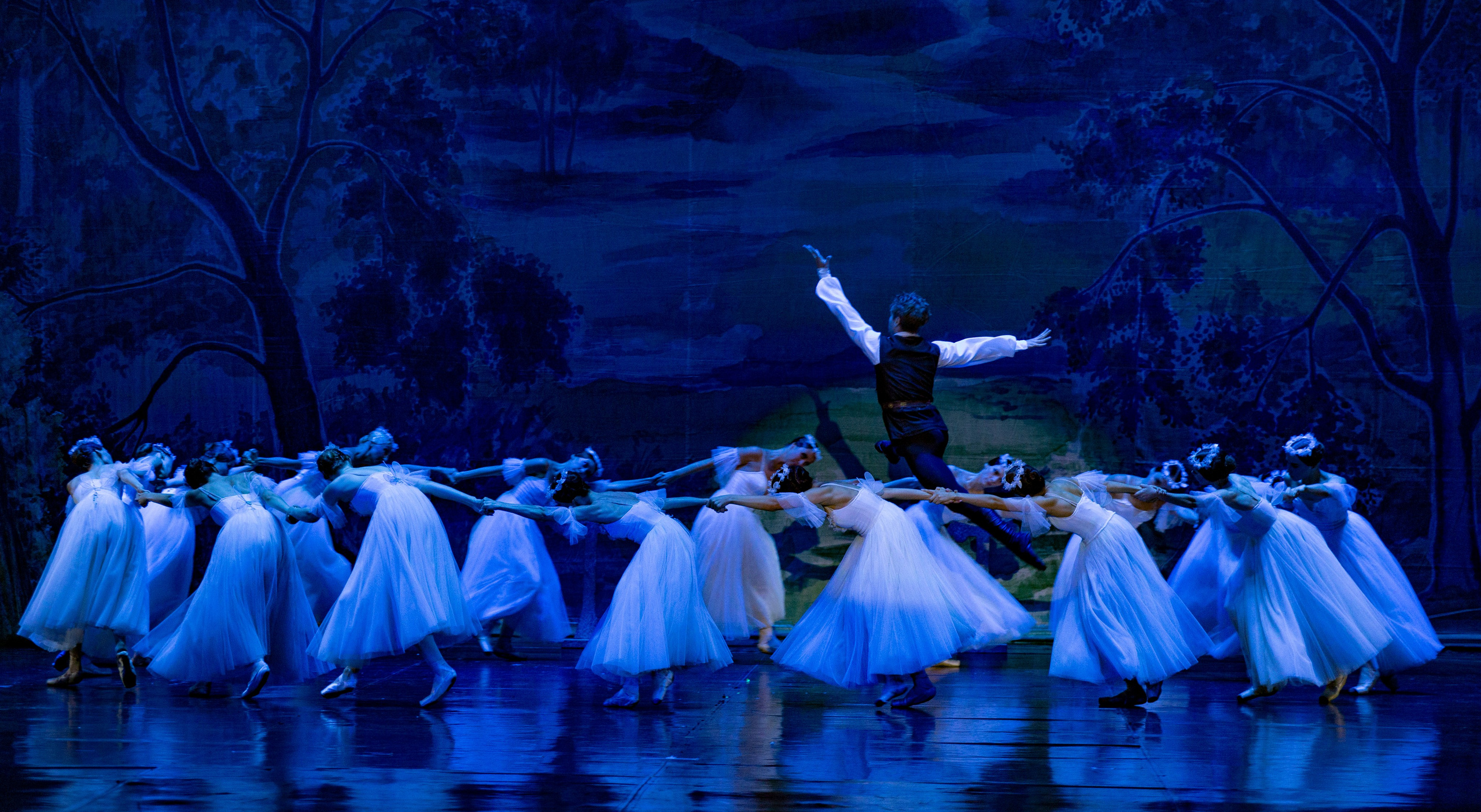 Жизель балет Марийского театра оперы и балета на сцене Зимнего театра. Фотограф в Сочи Юрий Шептаев