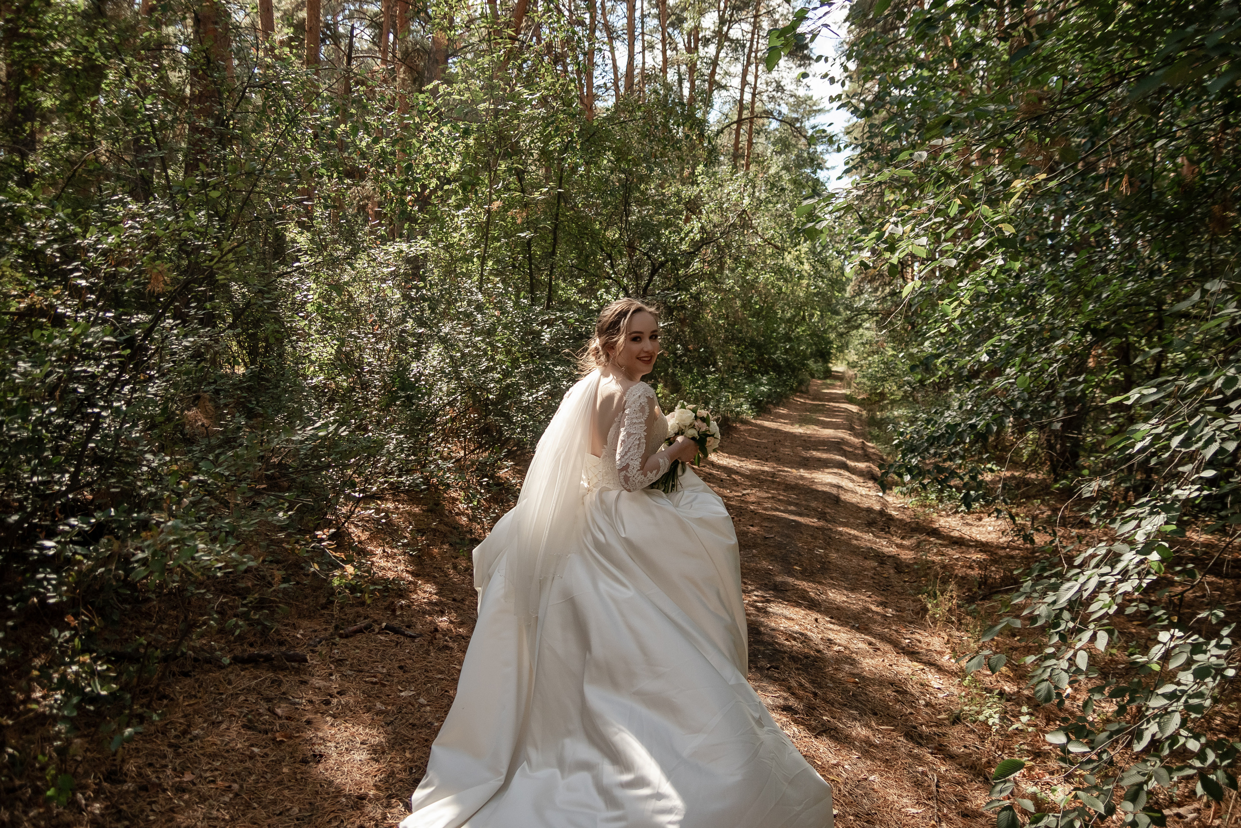Свадебный Фотограф в Троицке Челябинская область. Фотограф Троицк Челябинская область