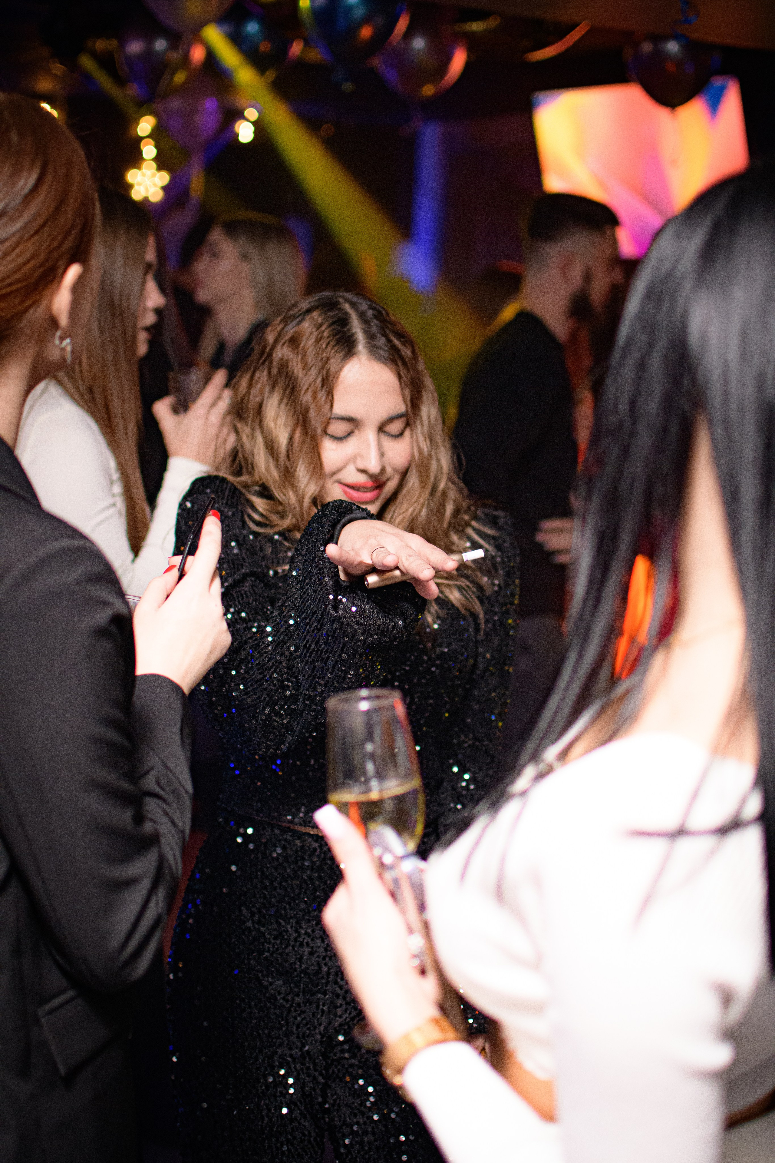 HOLLYWOOD / 6 YEARS. Photokarish