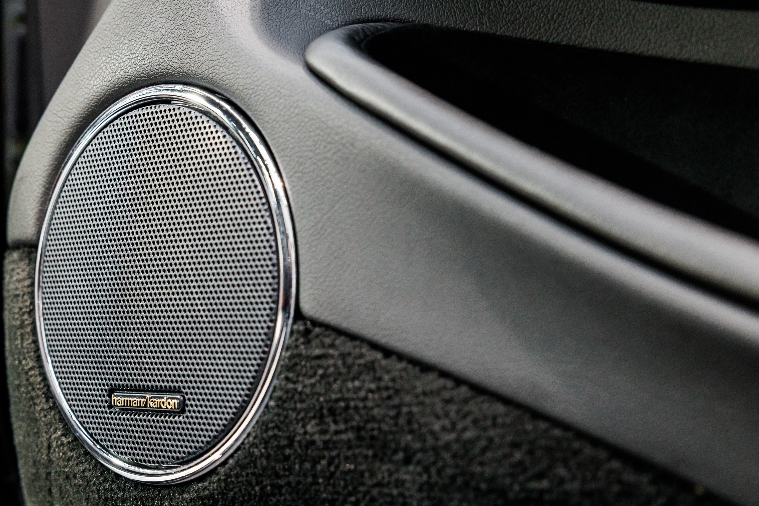 Автомобильная фотосъёмка Daimler Xj8. Фотограф Сергей Лукьянов @xapeton_photo Москва