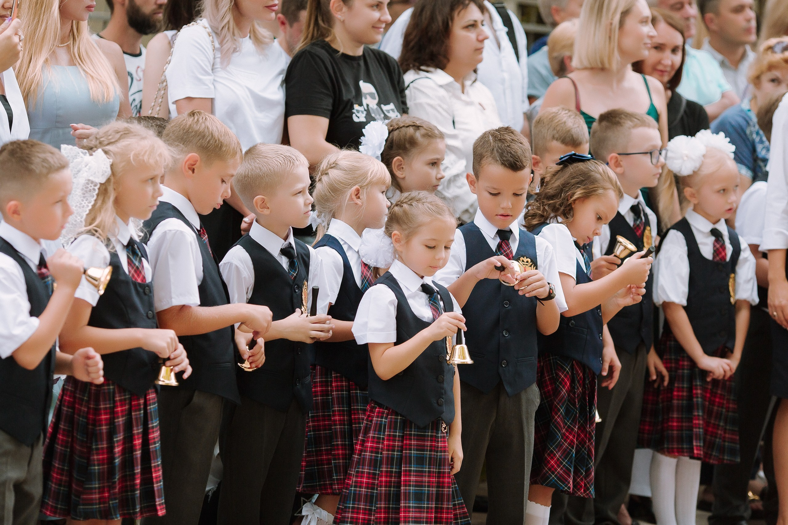 1 класс школа «Личность». Выпускные альбомы Натальи Бутко: Новороссийск, Анапа, Геленджик