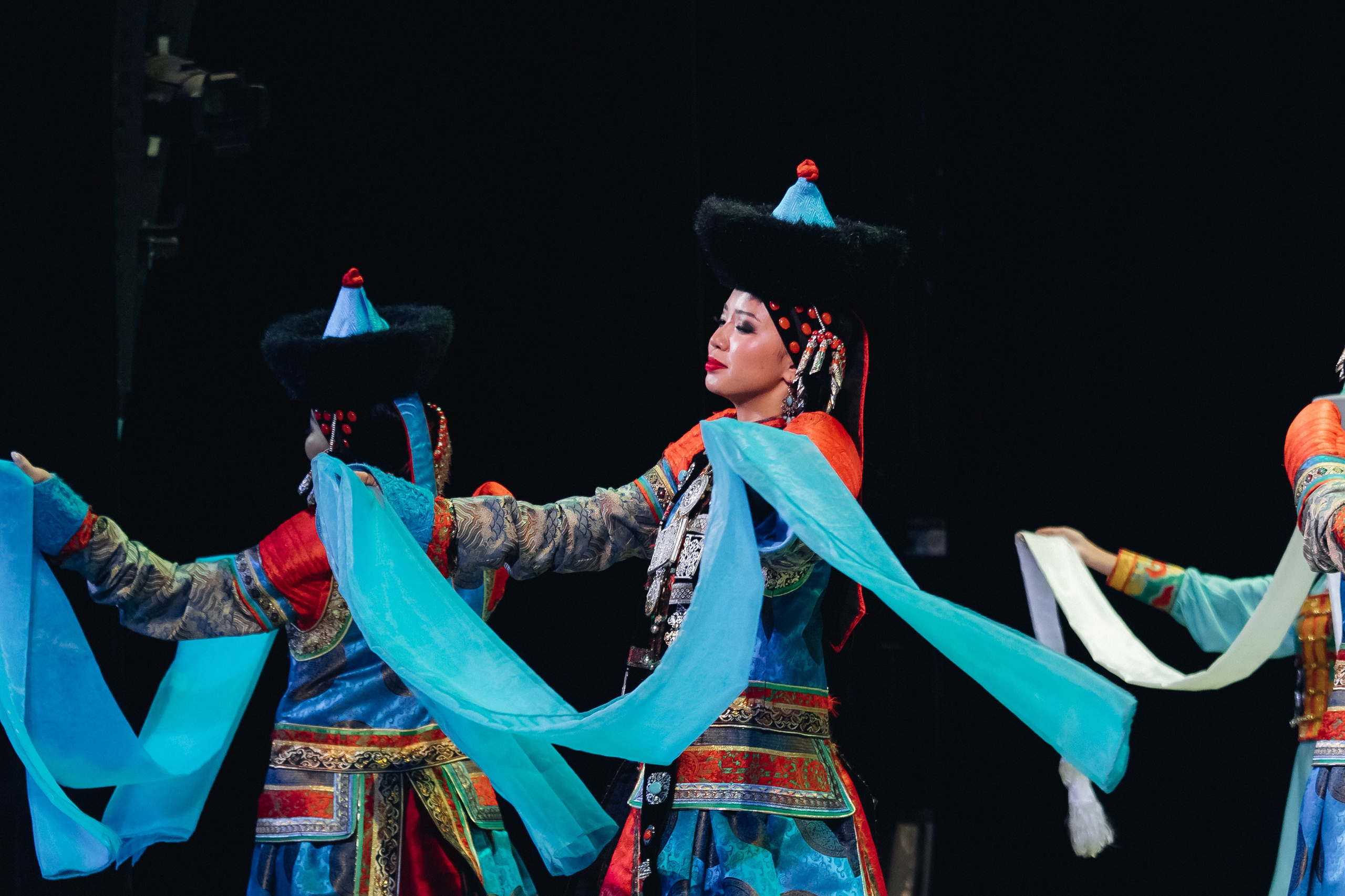 Лучший учитель родного языка и литературы 2025. Свадебный и семейный фотограф в Улан-Удэ