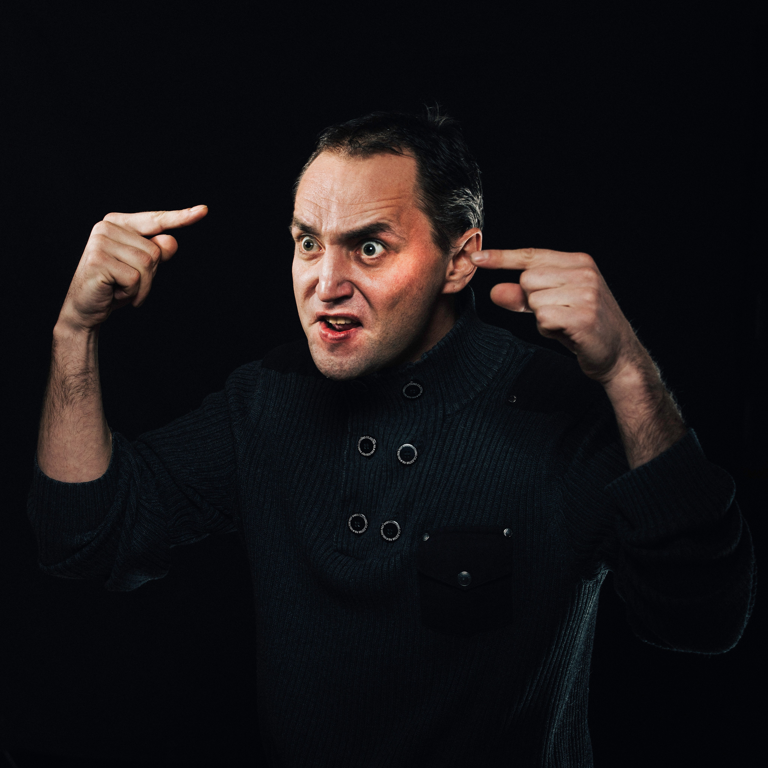 Сергей Синодов. Актёр, мим. Портфолио. Фотограф Андрей Зикеев, фотостудия AzArt Studio в Москве