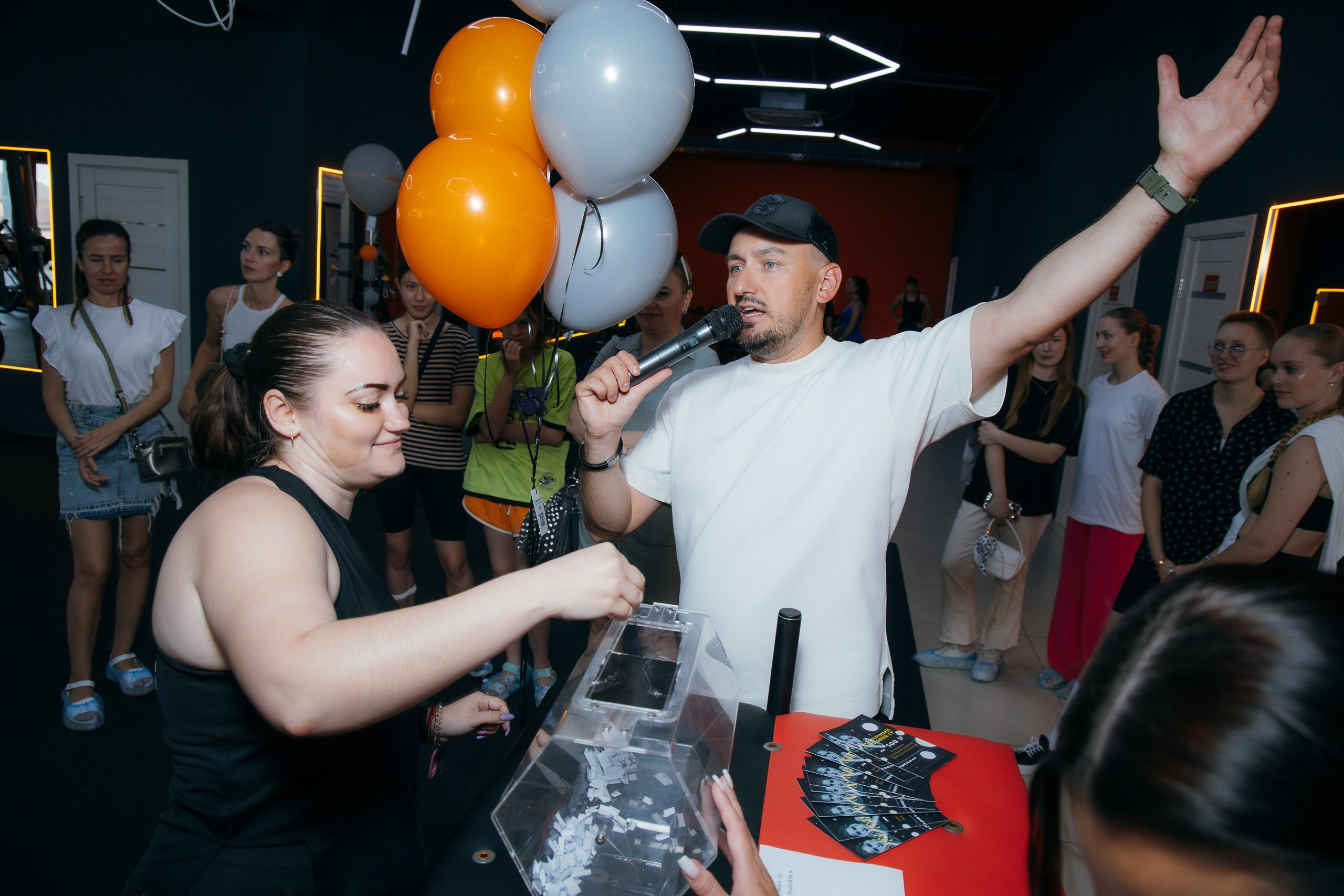 ДЕНЬ РОЖДЕНИЕ КЛУБА. Photographer of Krasnodar city Paul Varro