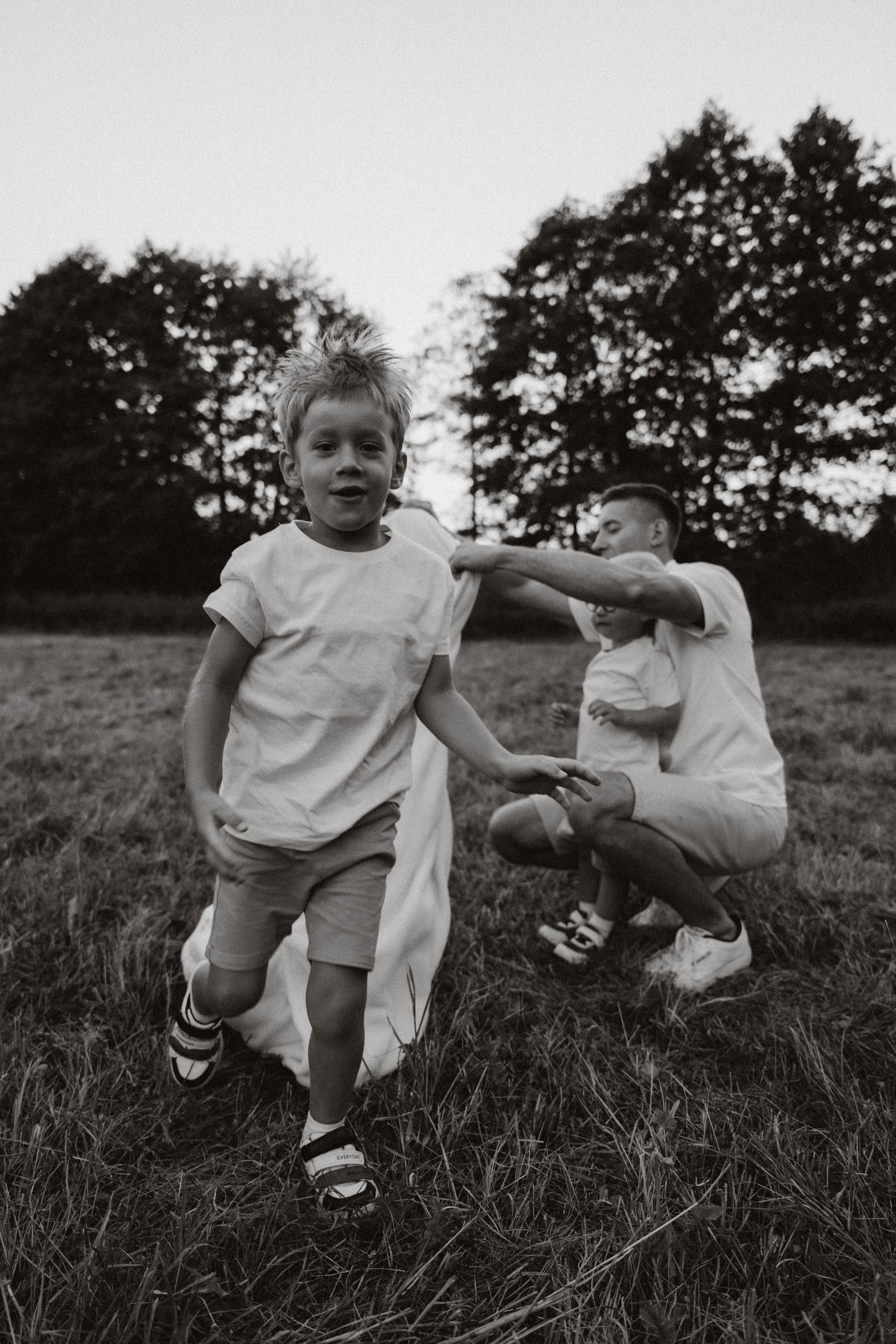 Марина, Саша, Максим и Дениска. Фотограф Мария Миллс | Минск