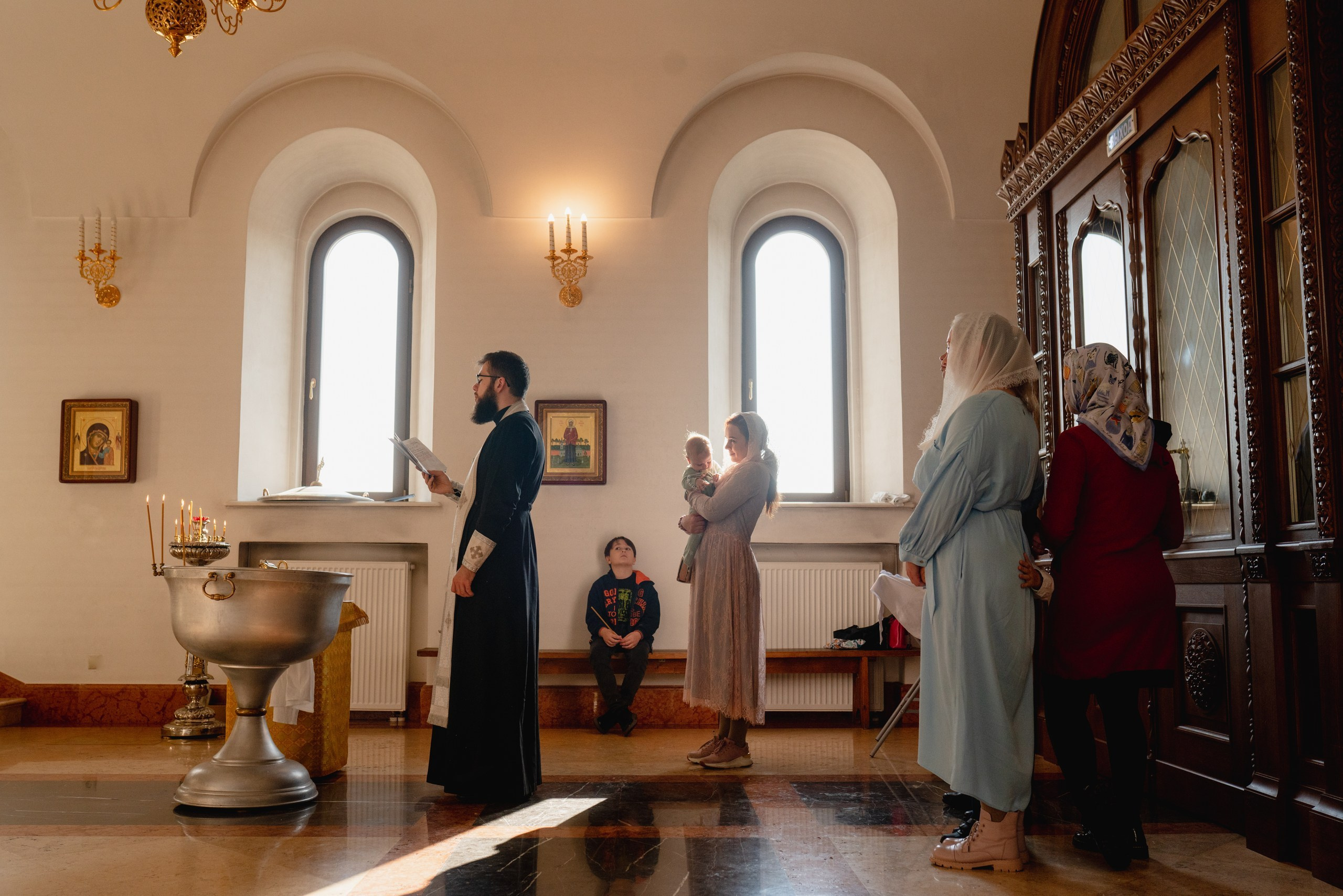 Артем. Церковь Константина и Елены. Семейный фотограф в Москве Лилия Лебедева